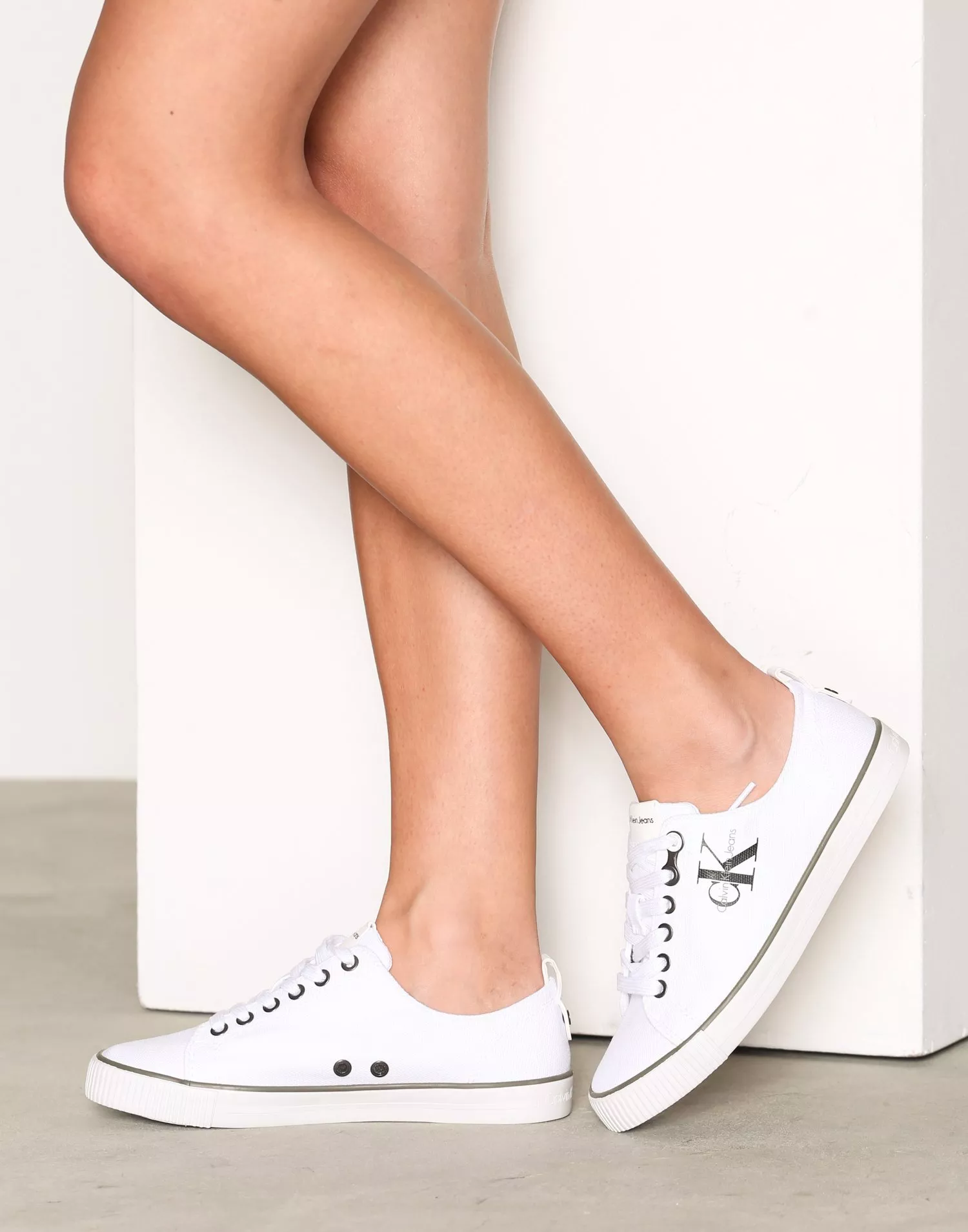 Calvin klein dora clearance trainers