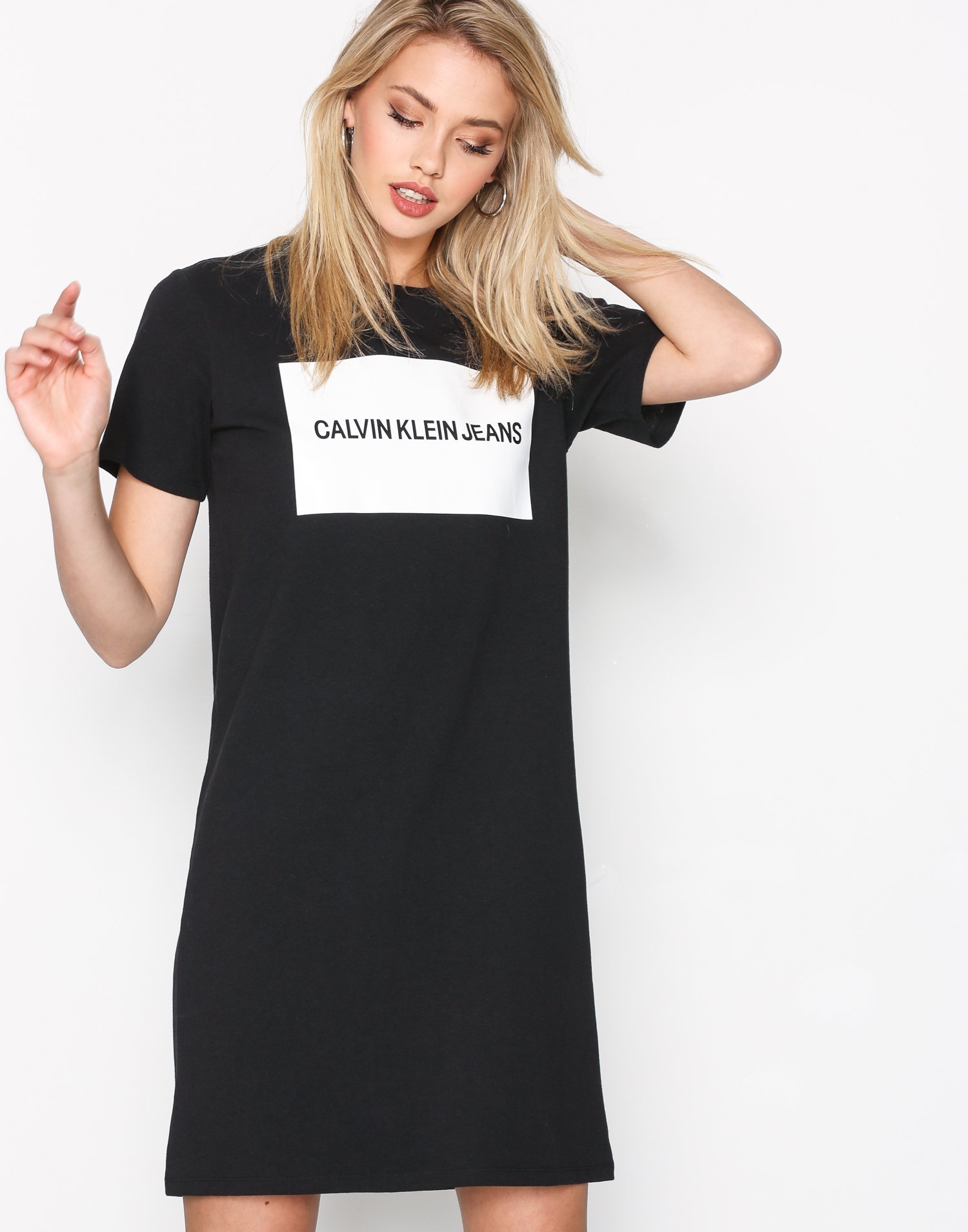 INSTITUTIONAL BOX LOGO T-SHIRT DRESS