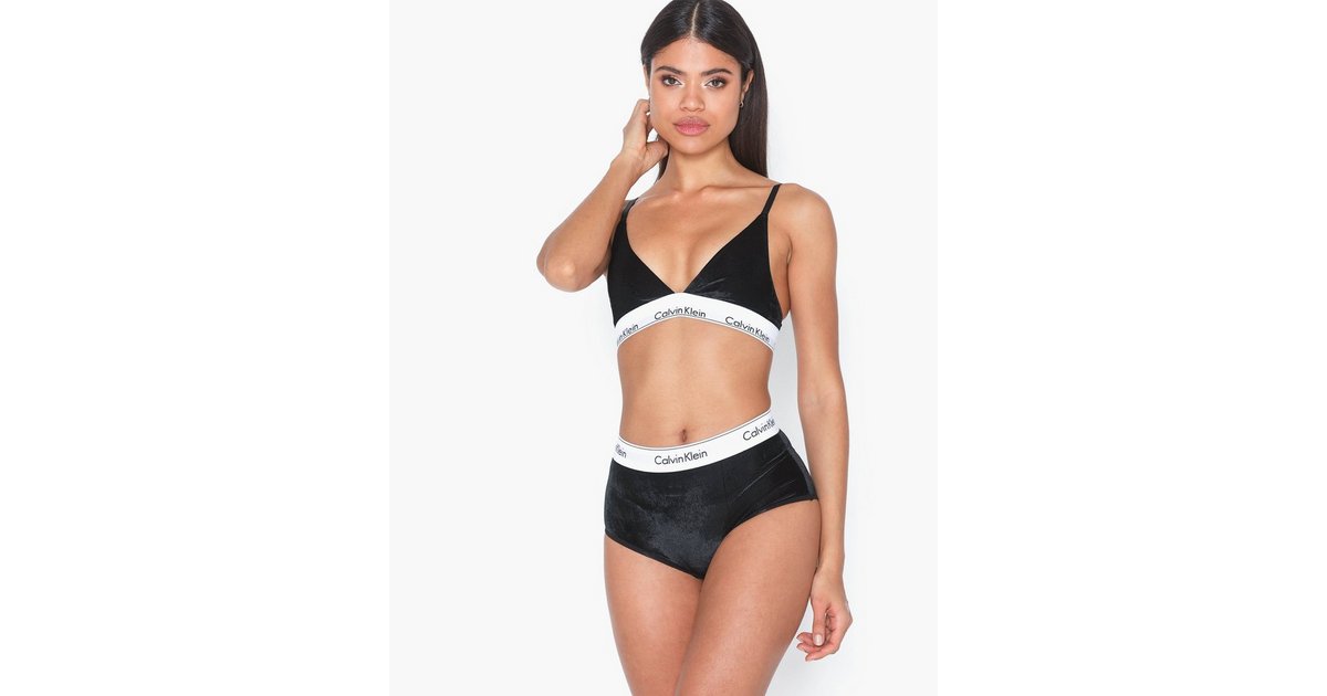 Velvet calvin klein bra deals and underwear set