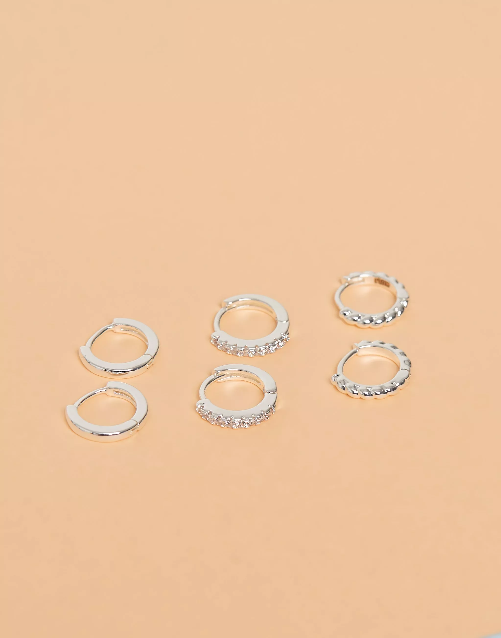 Mini Chain Huggie Hoops – ALV Jewels