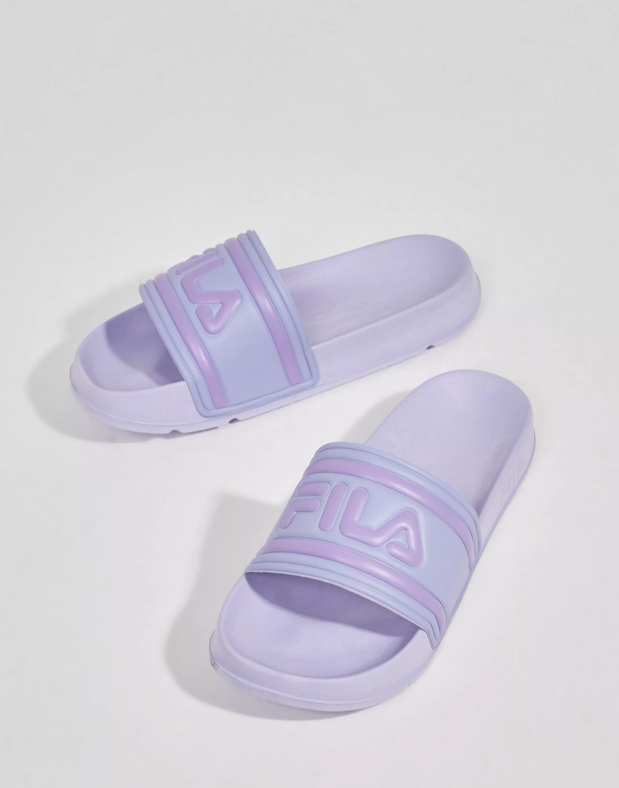 Purple on sale fila slides