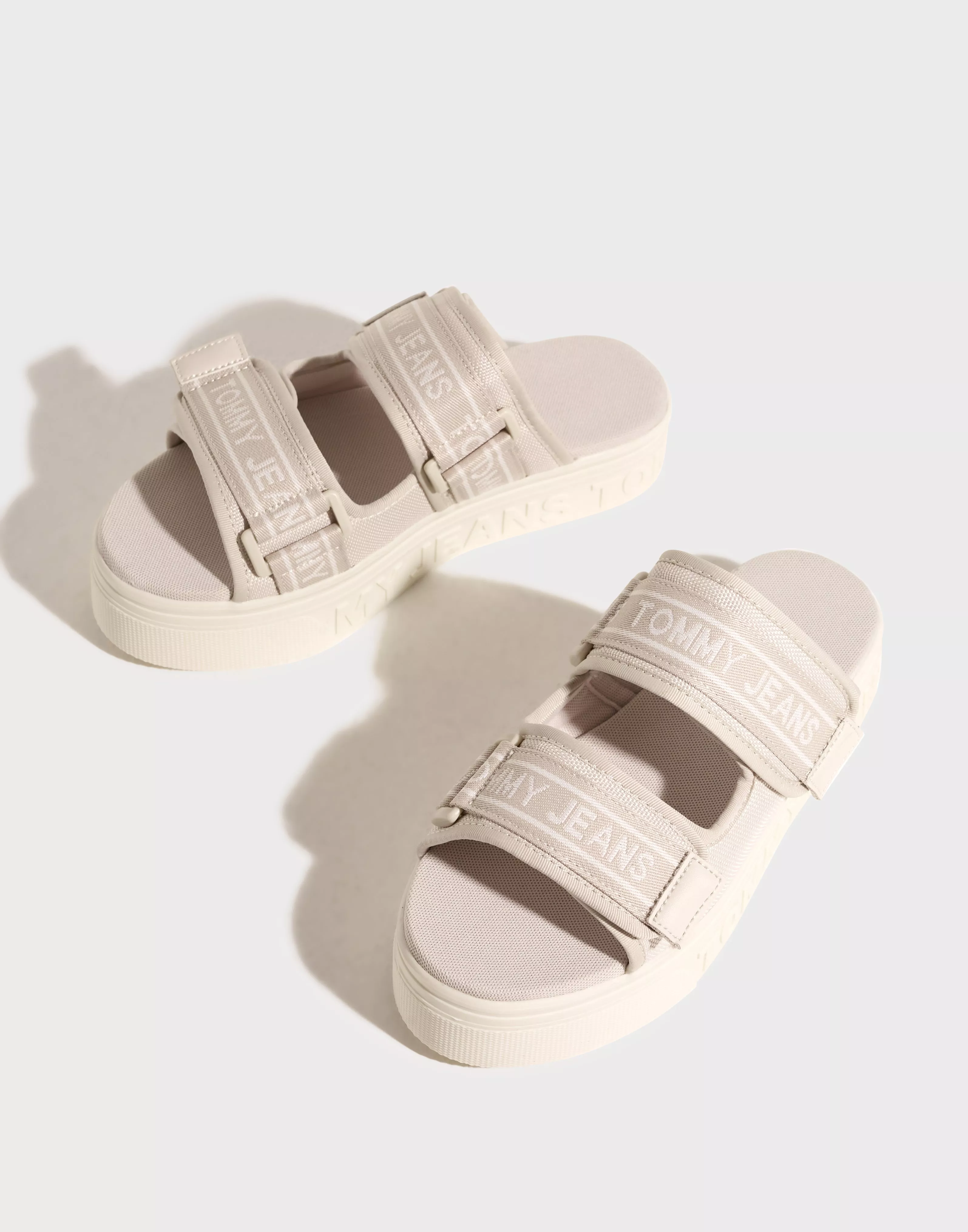 Tommy Jeans soft padded sandal in ecru