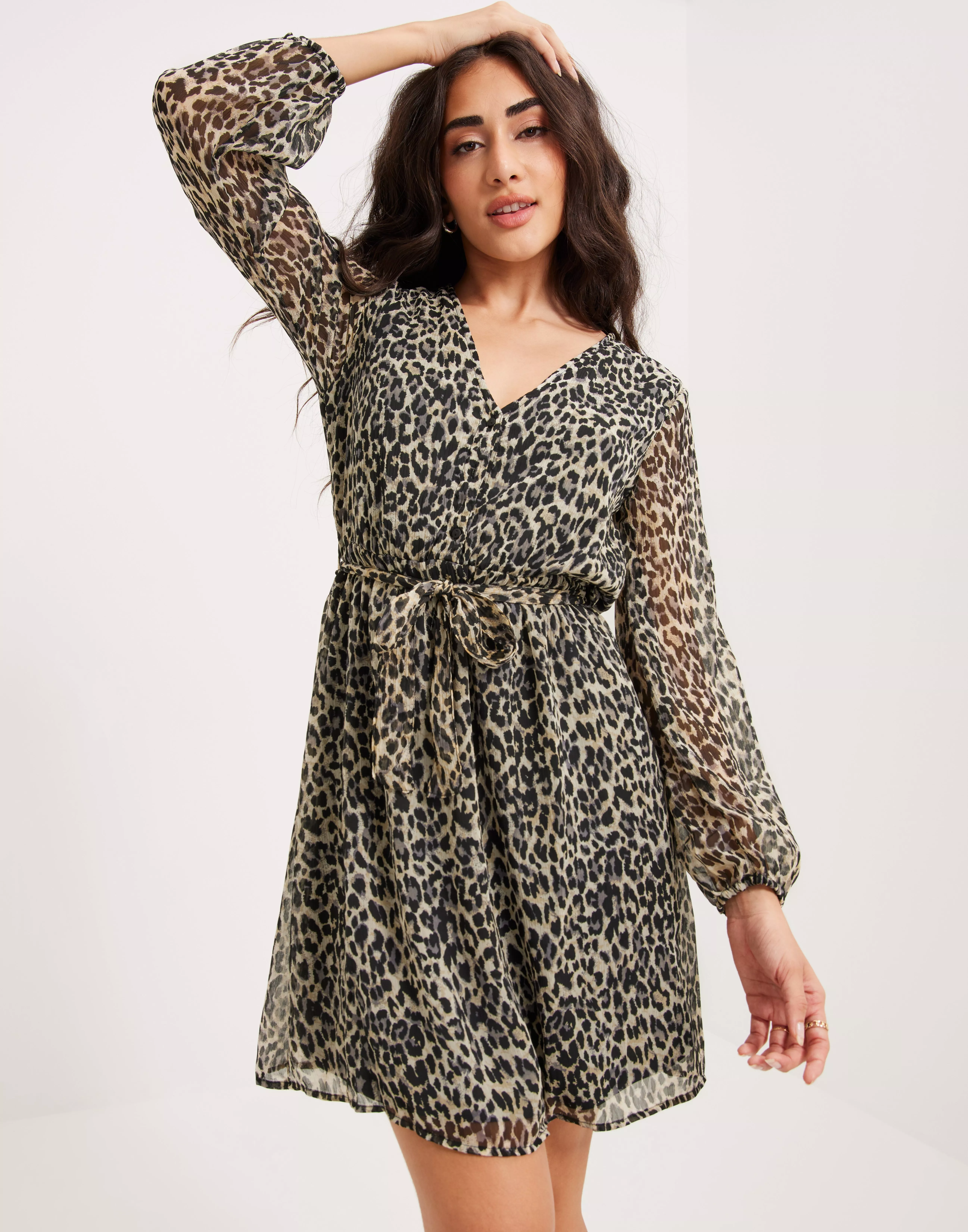 Buy Only ONLCERA 3/4 SHORT DRESS WVN NOOS - Pumice Stone Leonora | Nelly.com