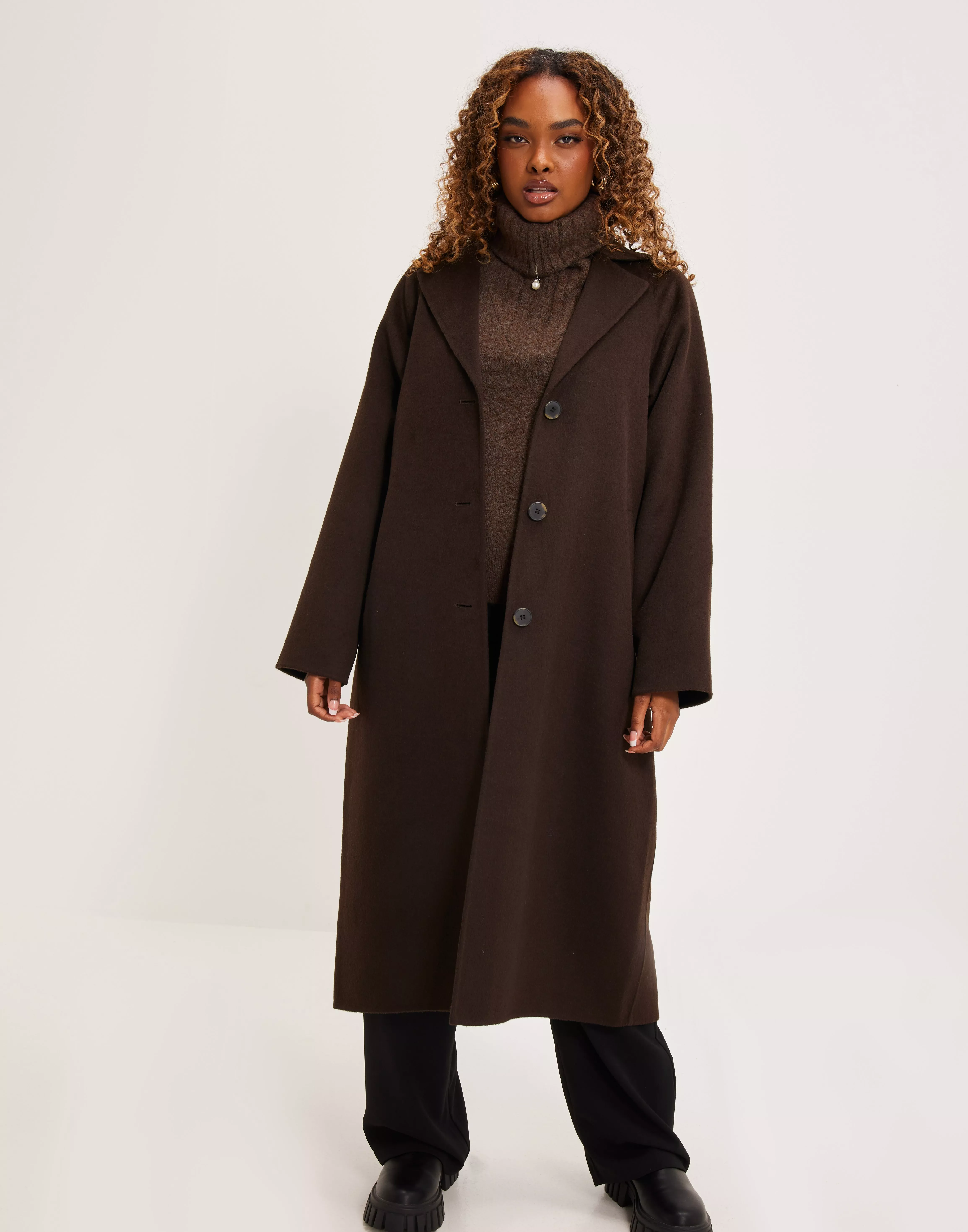 Buy Selected Femme SLFNEW TAMA HANDMADE WOOL COAT B NO - Java | Nelly.com