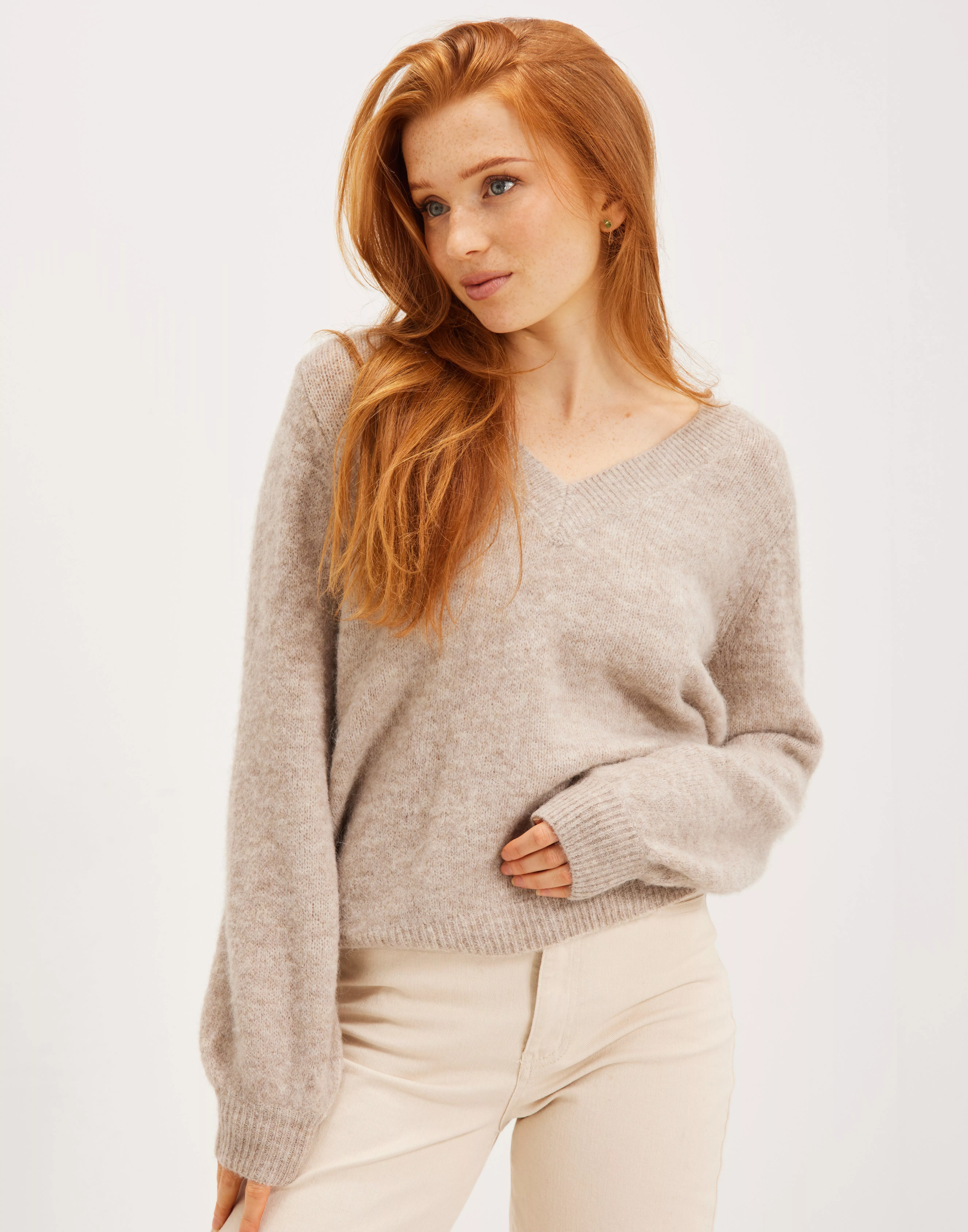 Buy Vila VIJAMINA REV V-NECK L/S KNIT TOP - - Natural Melange