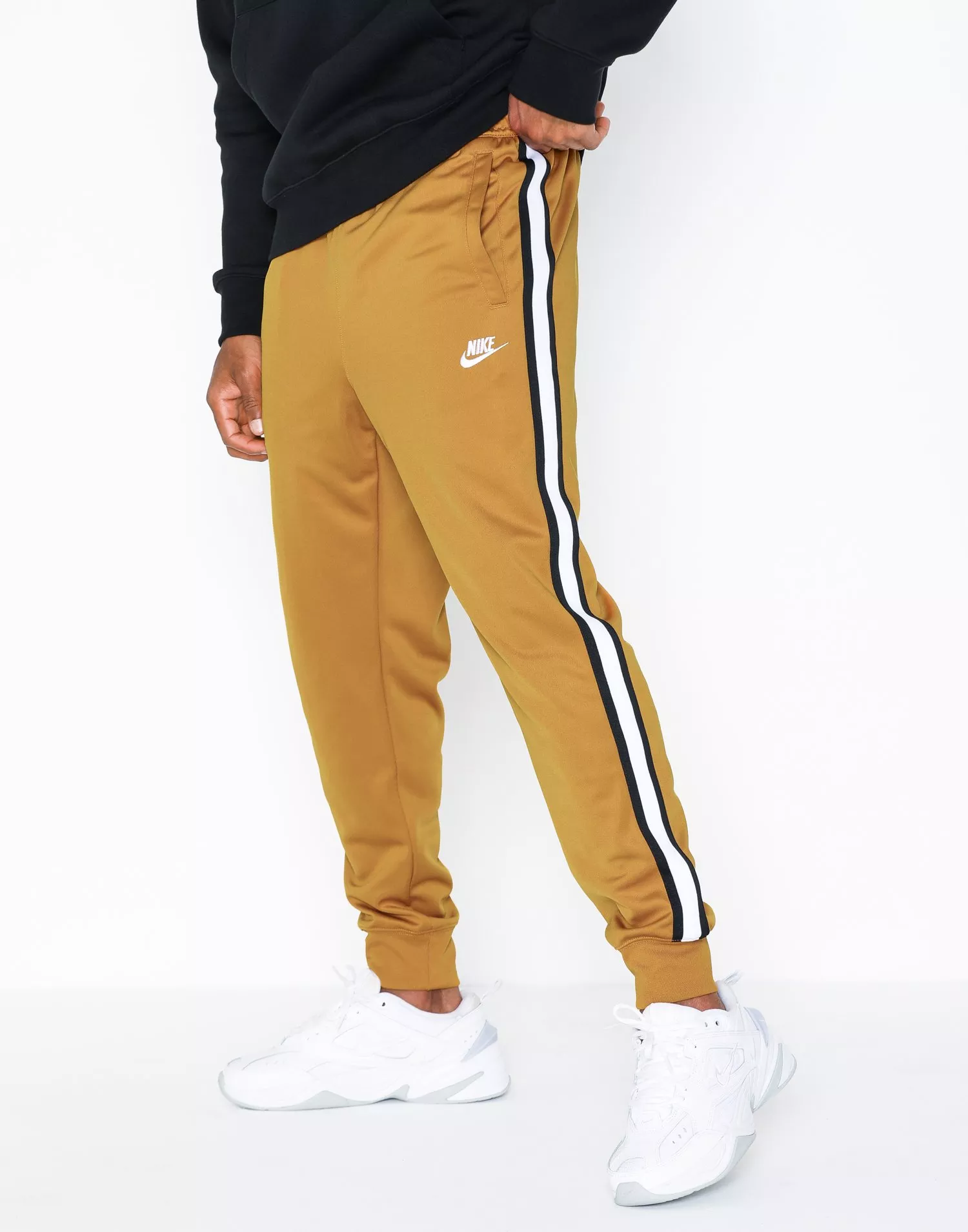 Nike tribute tracksuit outlet khaki