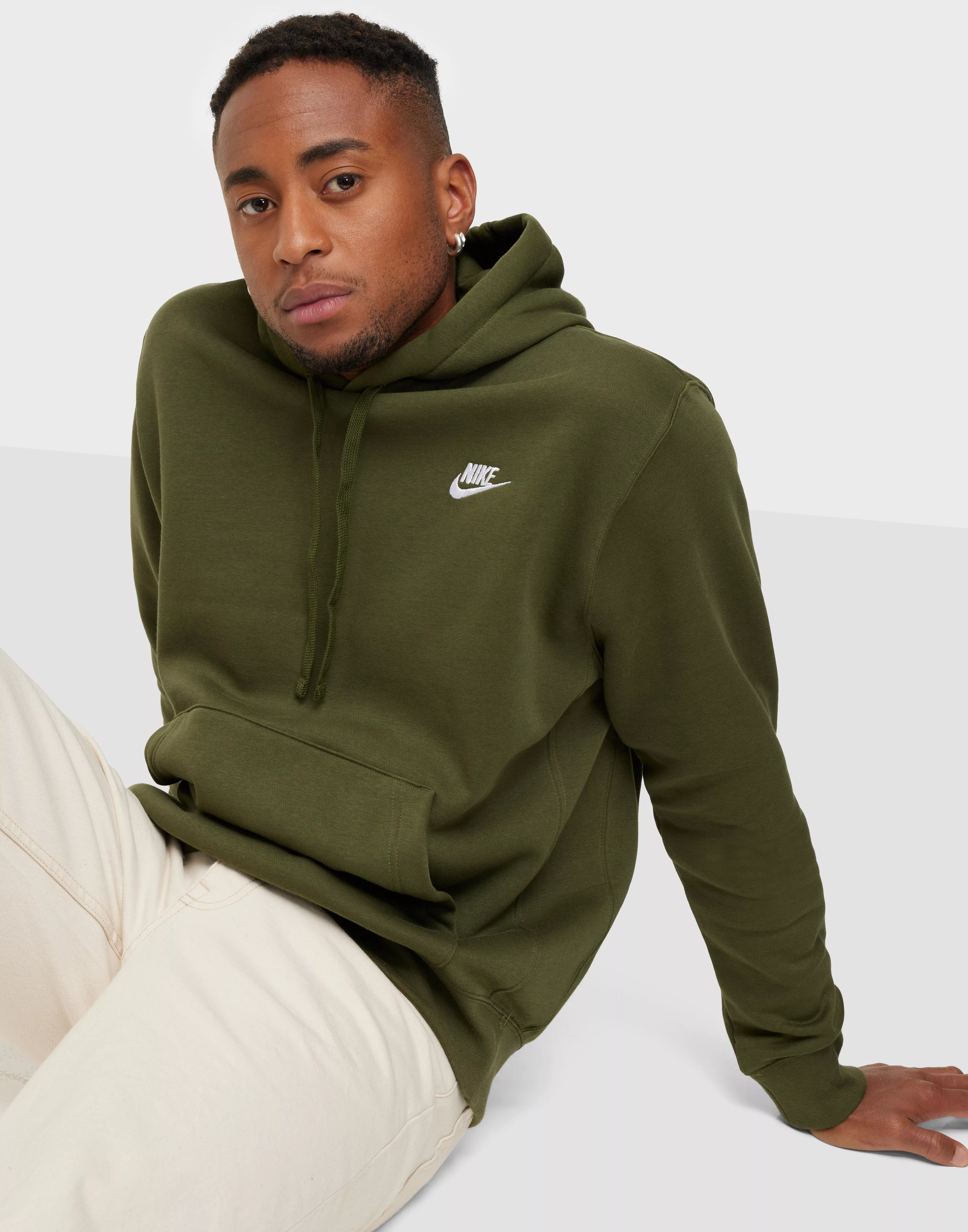 Nike club fleece hoodie green best sale