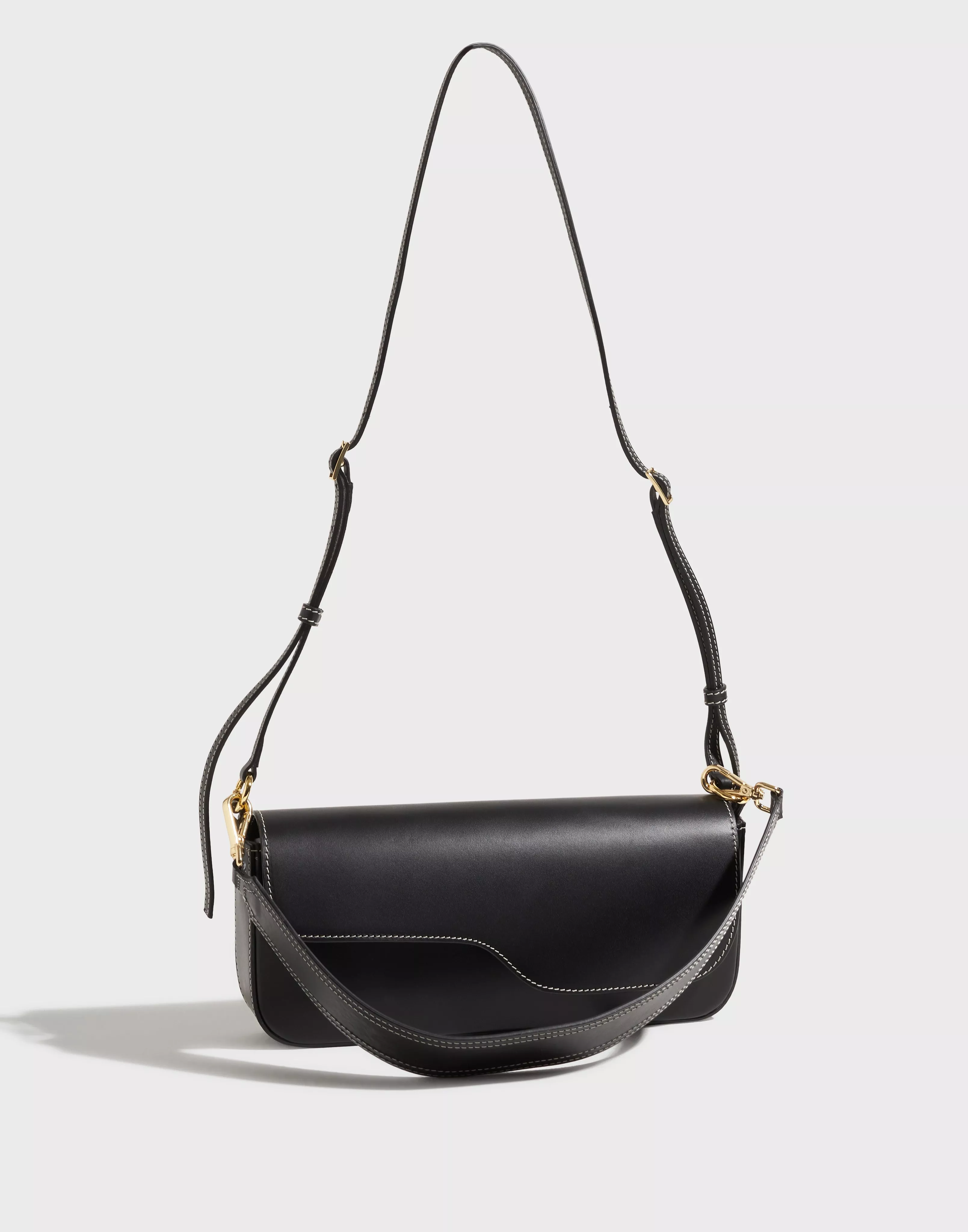 Corsina Black Leather Shoulder bag