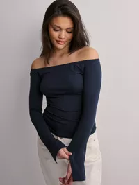 Fluffy off shoulder top - White - Women - Gina Tricot