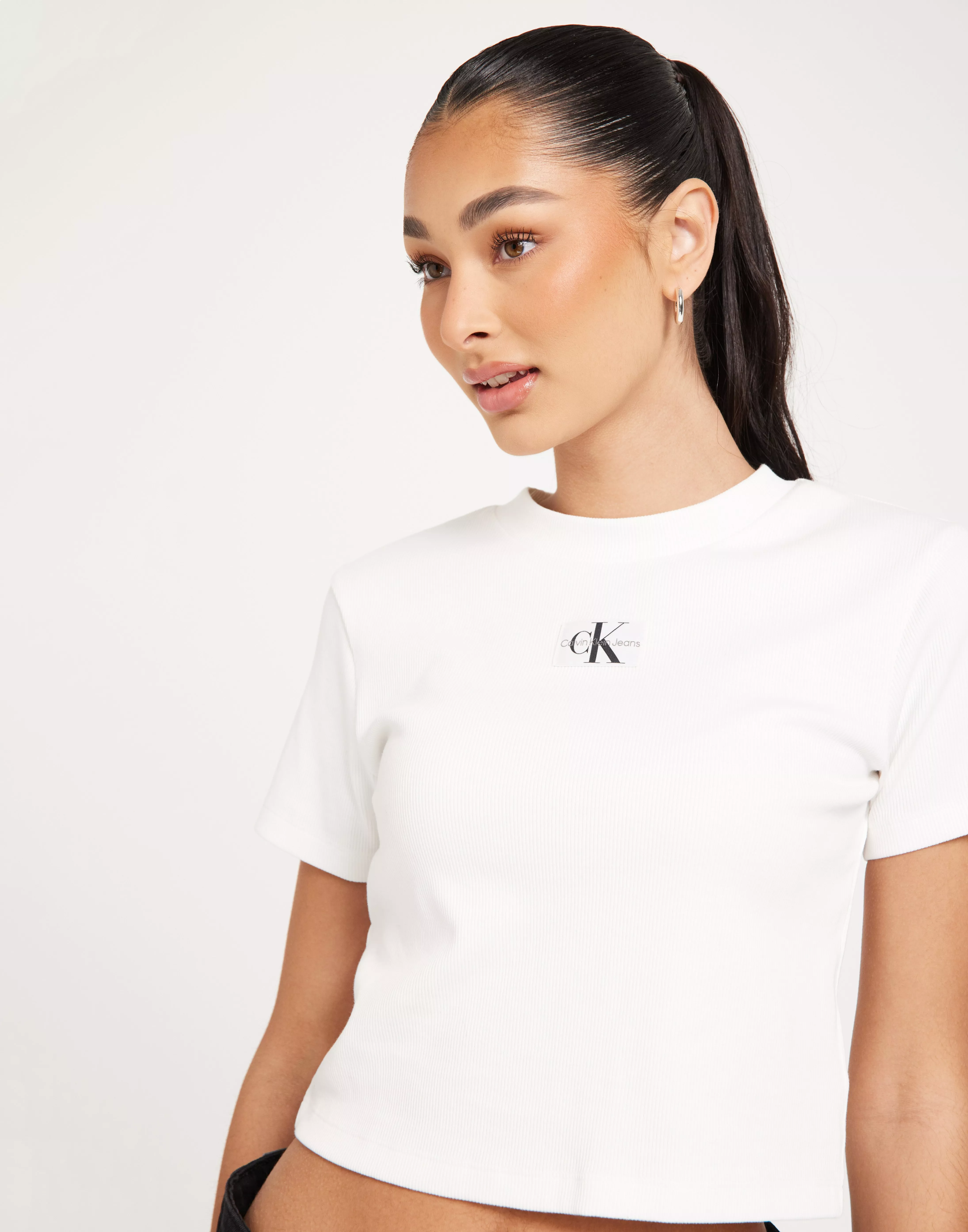 Buy Calvin Klein Jeans SHORT BADGE - White RIB SLEEVE TEE Bright