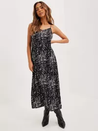 Buy Only 3/4 - SHORT DRESS Pumice Stone WVN ONLCERA NOOS Leonora