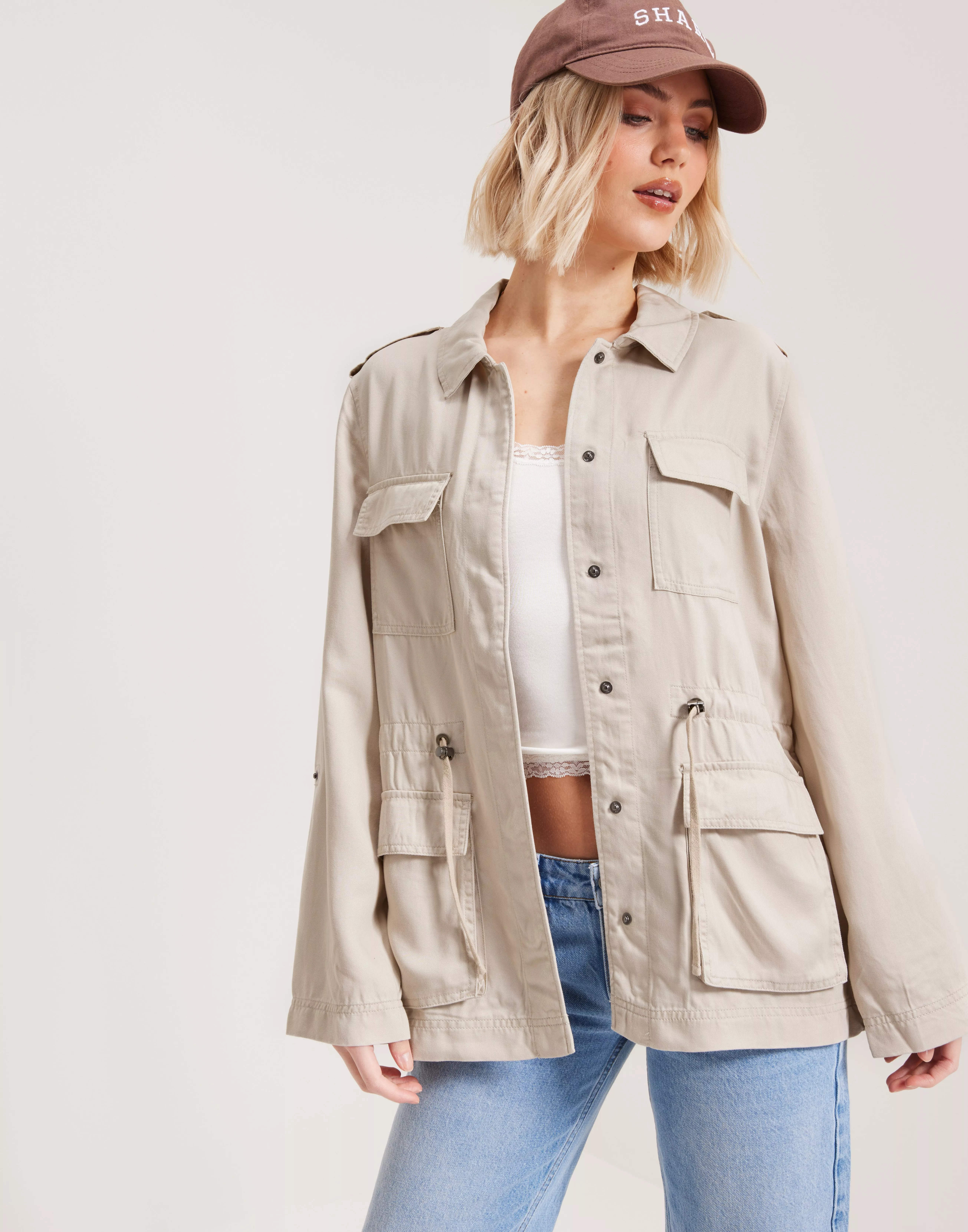 Beige utility outlet jacket