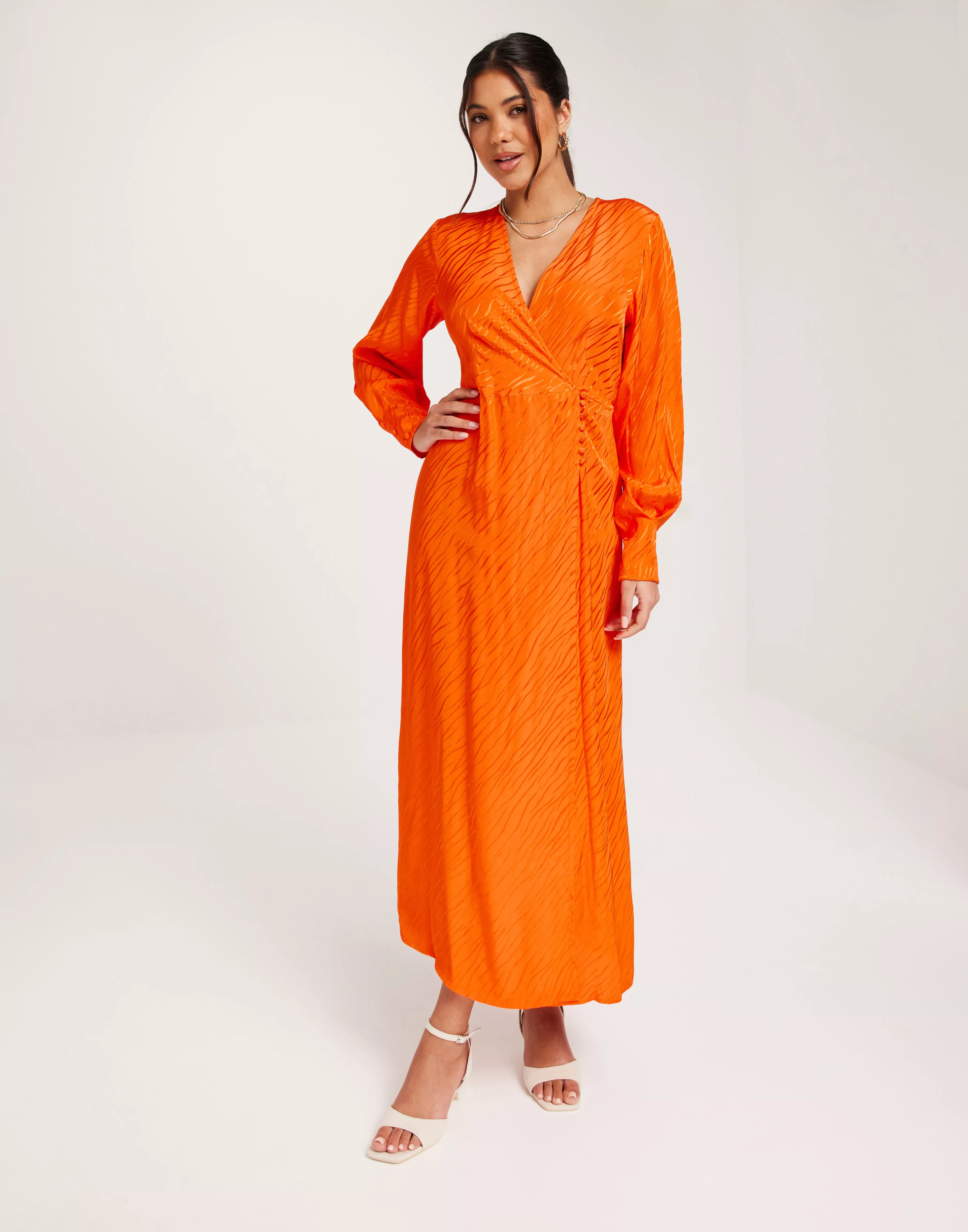 osta-selected-femme-slfabienne-ls-satin-ankle-wrap-dres-orangeade