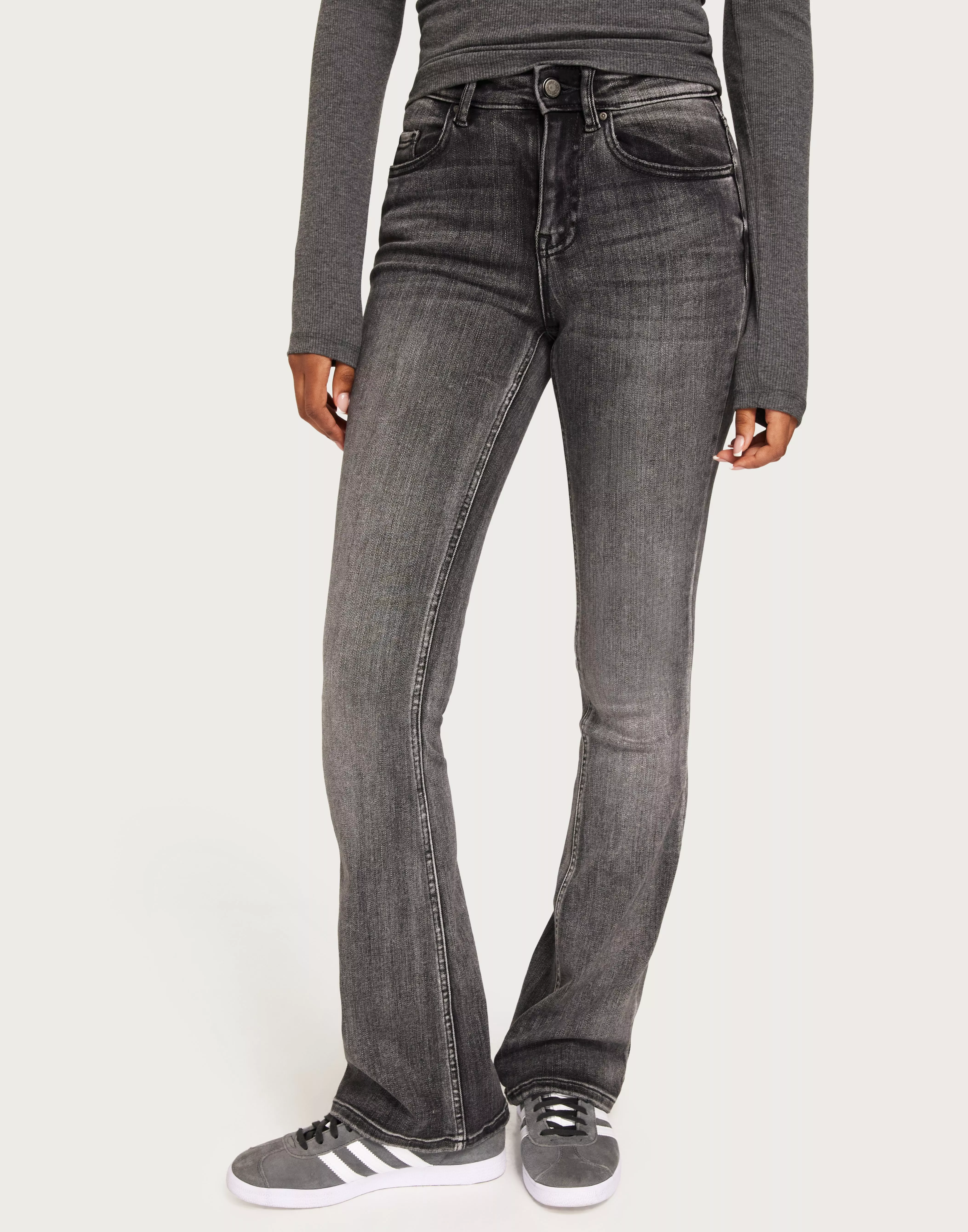 Vero moda hot sale flared jeans