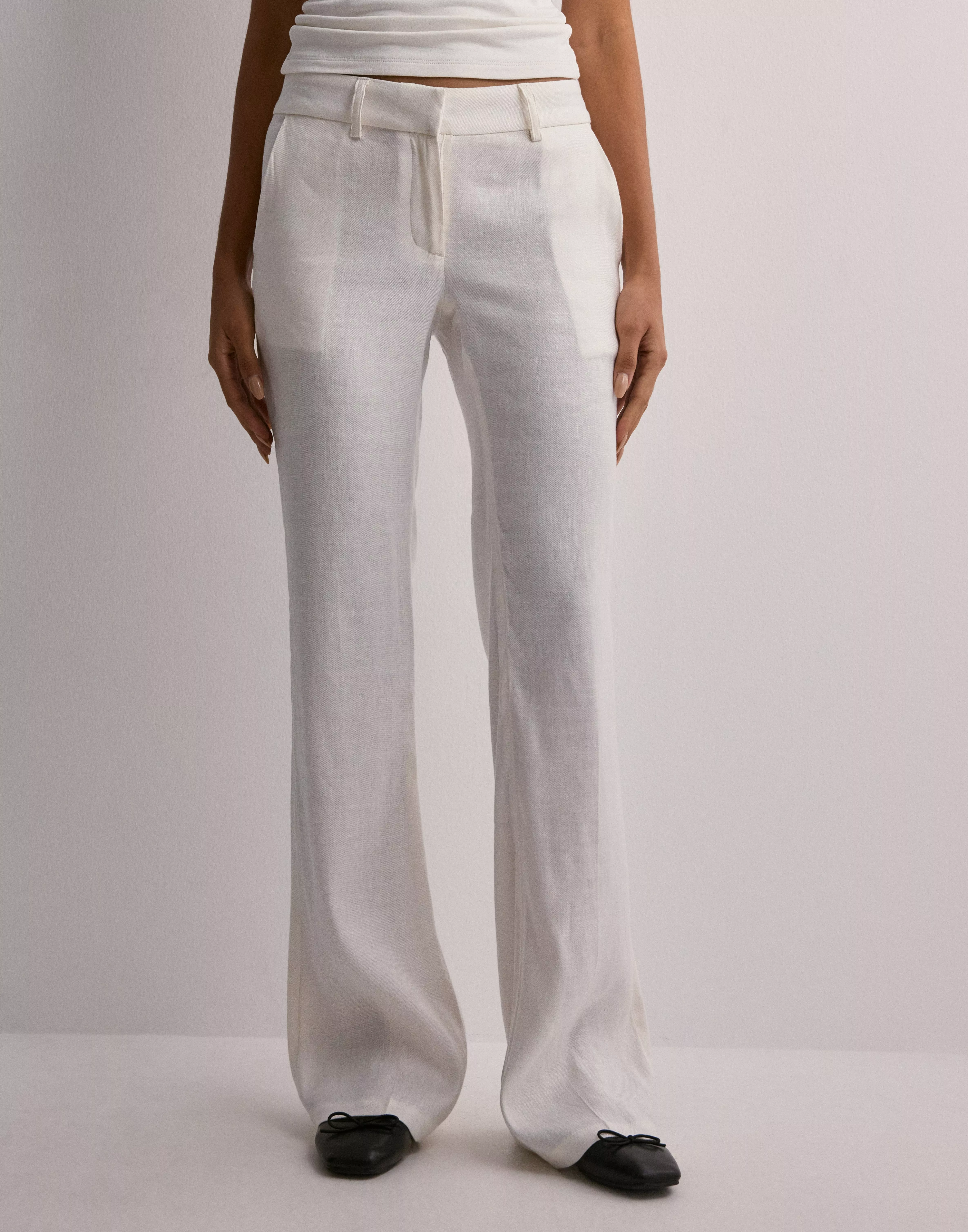 Linen on sale flare pants