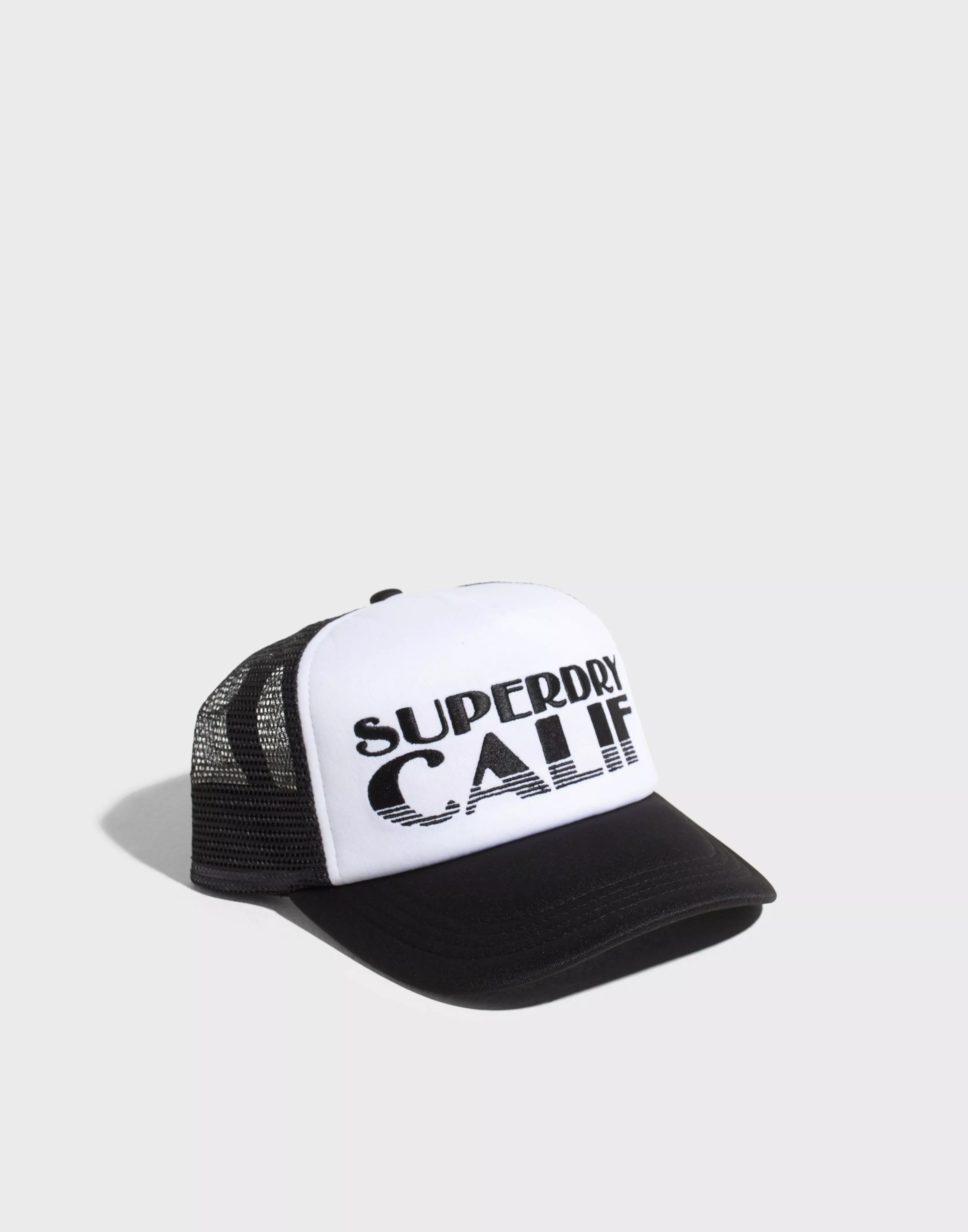 Superdry clearance black cap