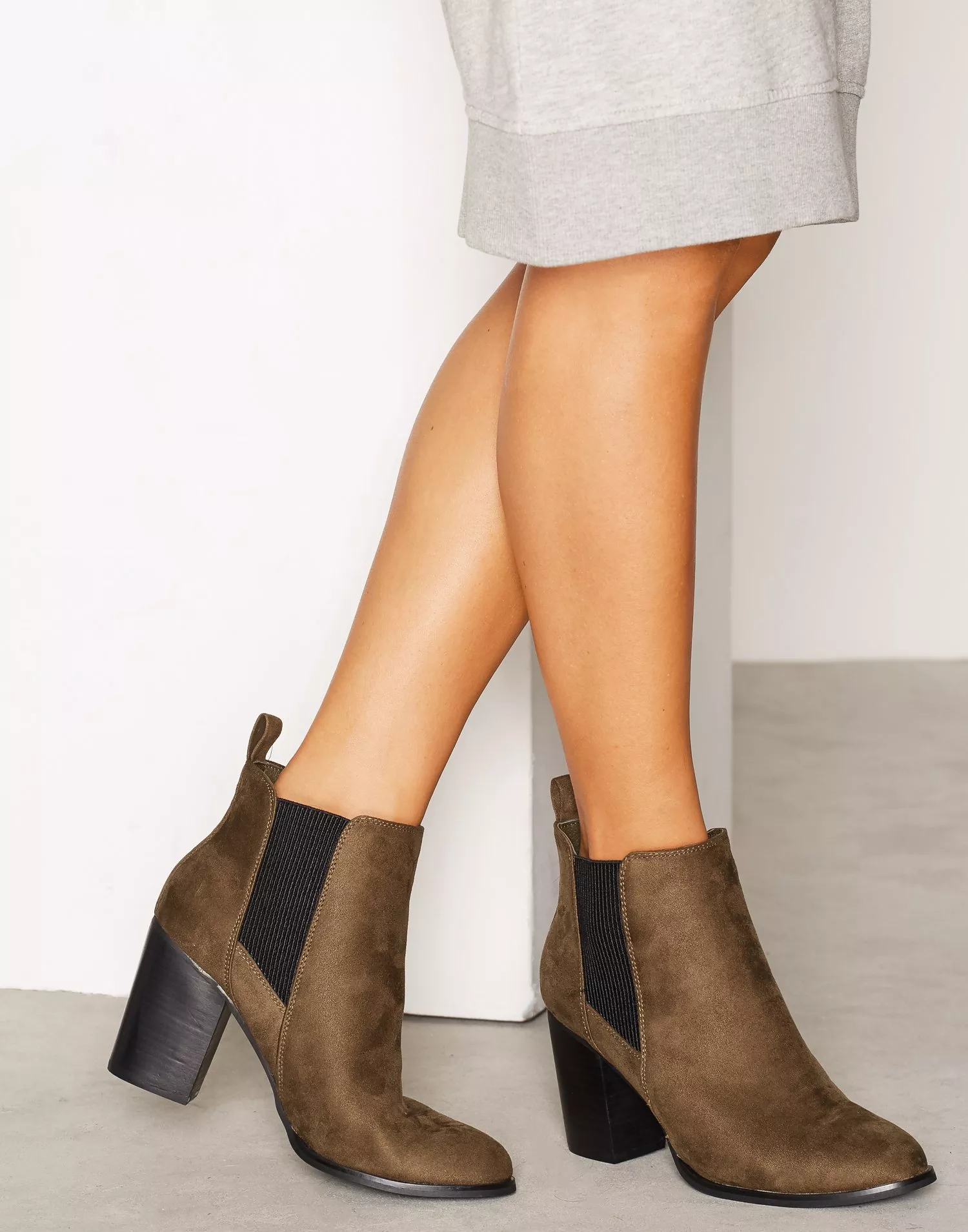 River island block heel cheap chelsea boots