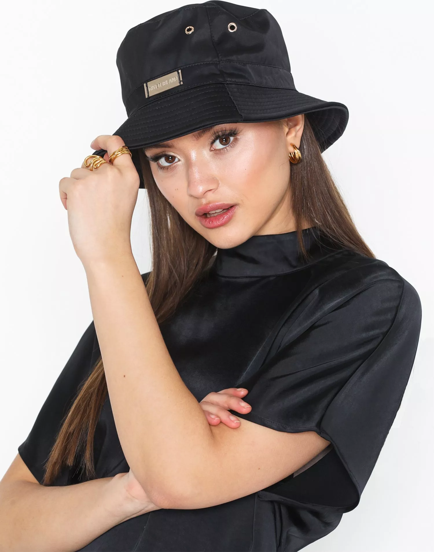 Bucket hat river store island