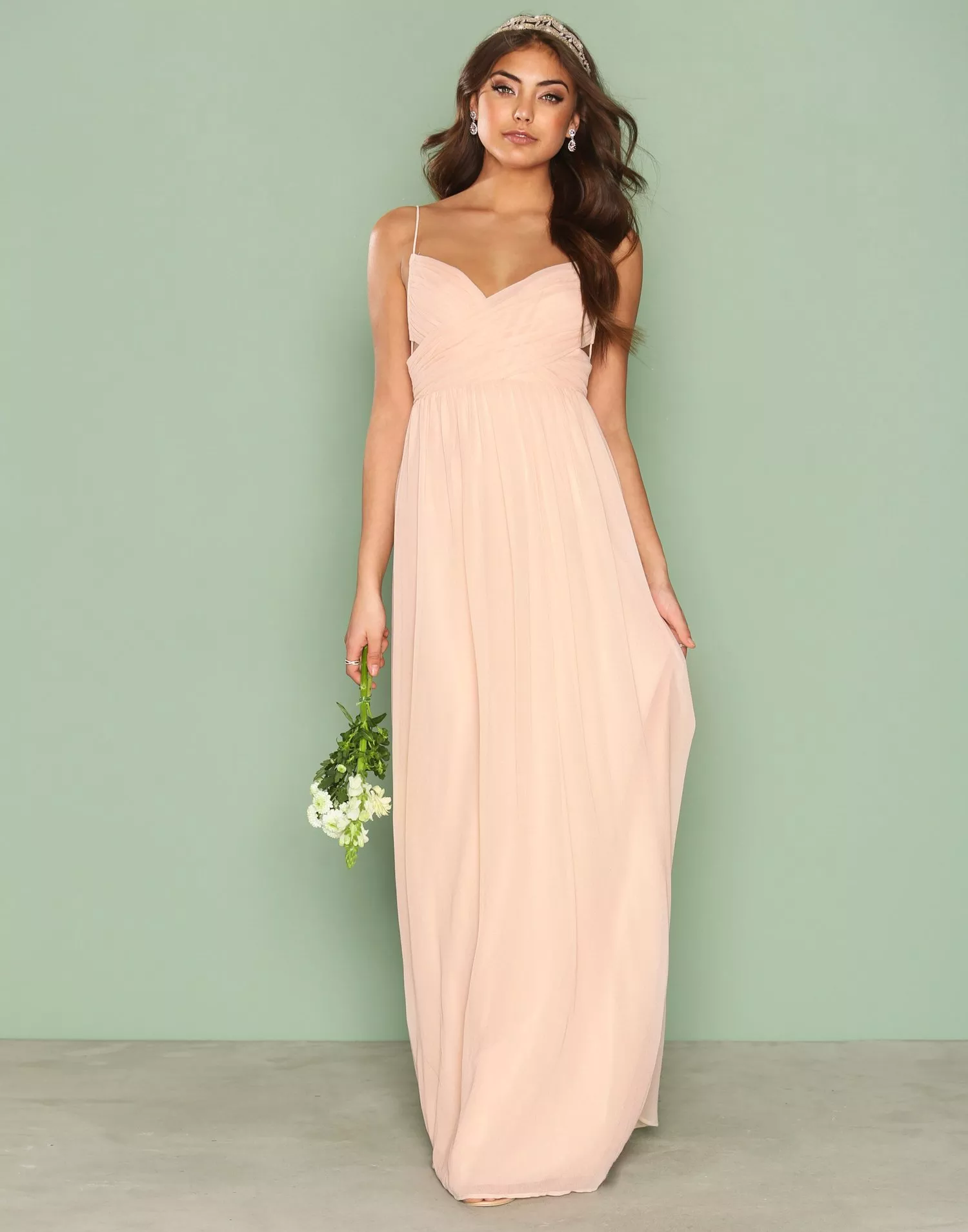 Nly eve cap hot sale sleeve wrap gown