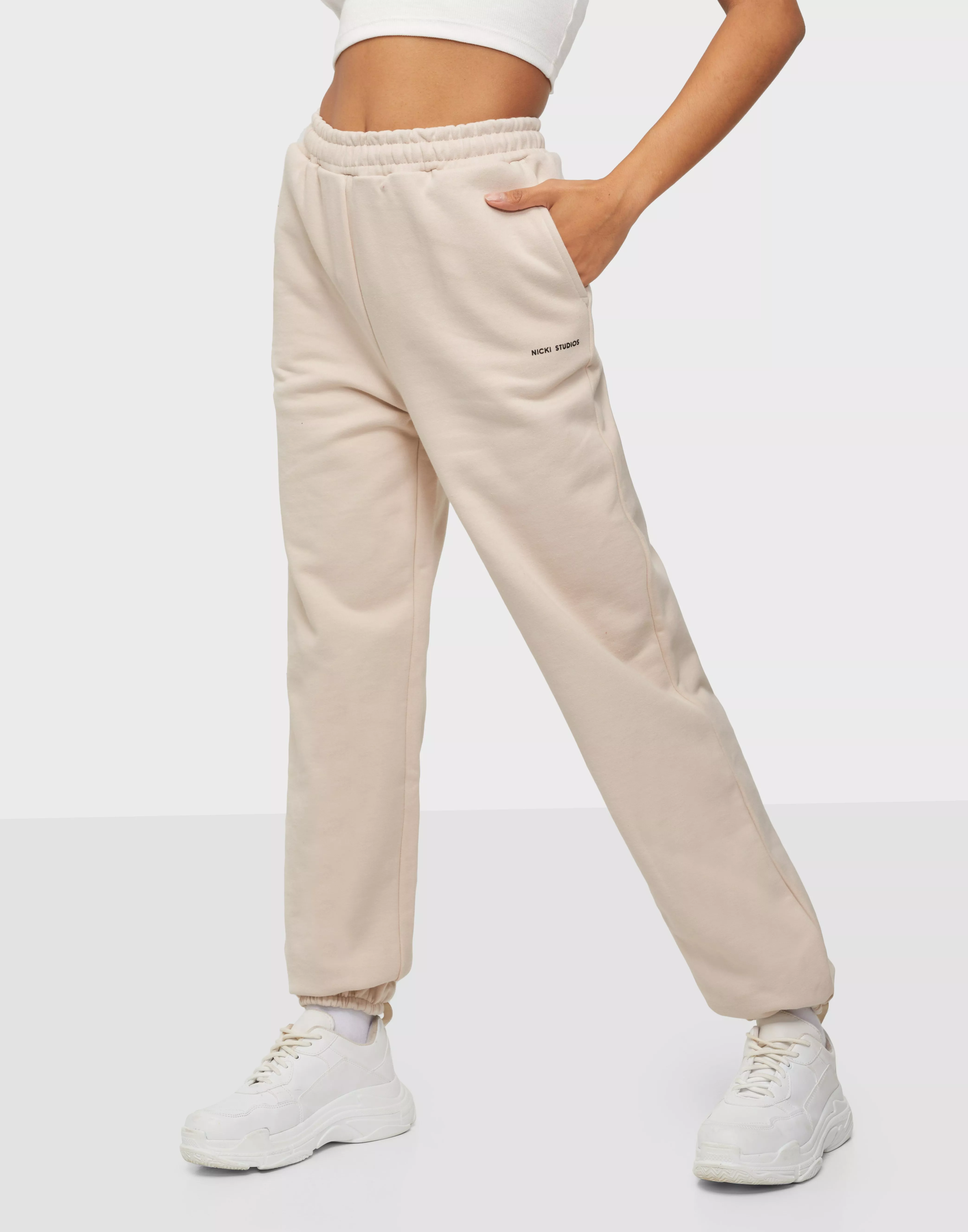 Nicki sweatpants best sale