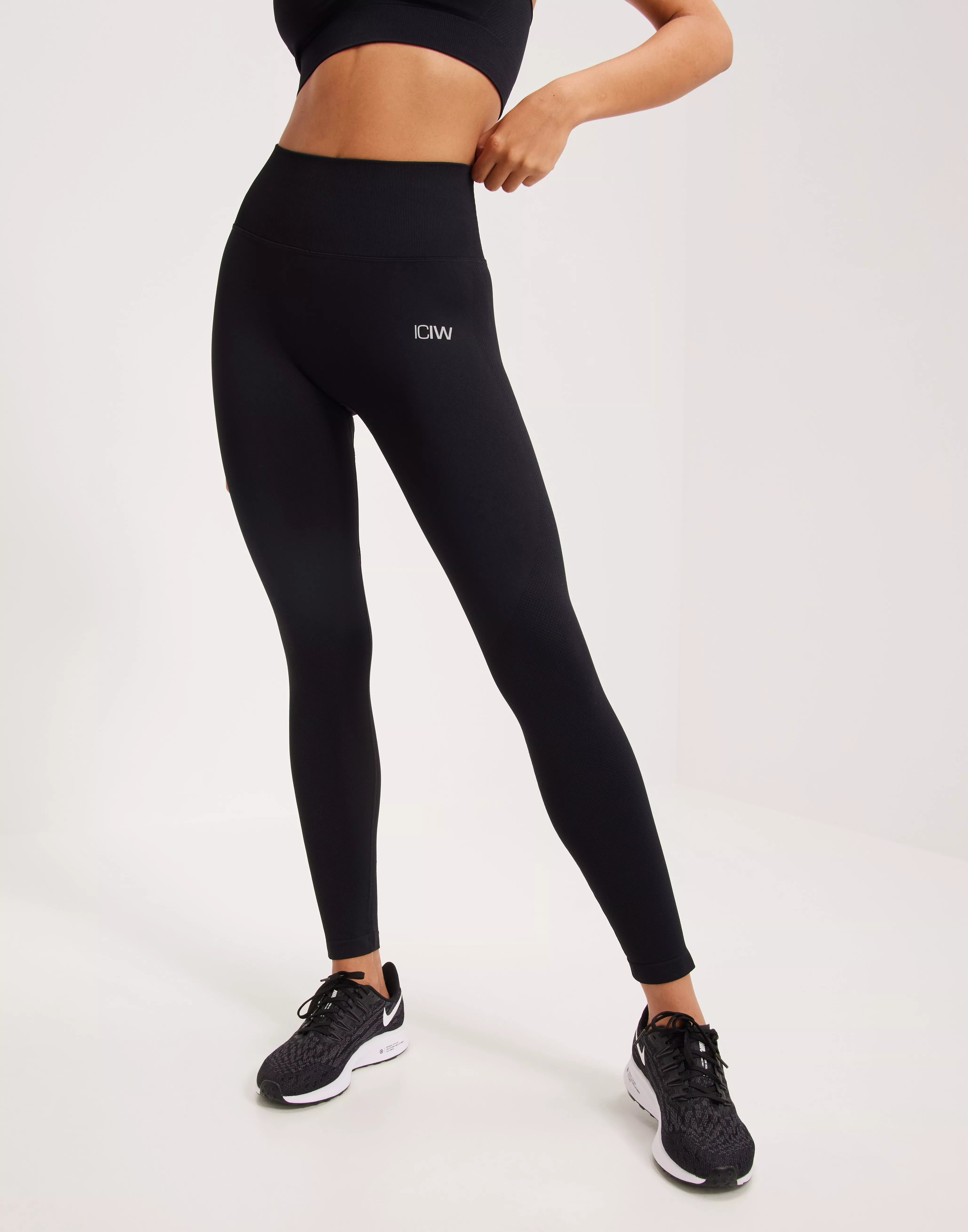 Kjøp ICIW Leggings Dame Billig - Define Seamless Scrunch Tights