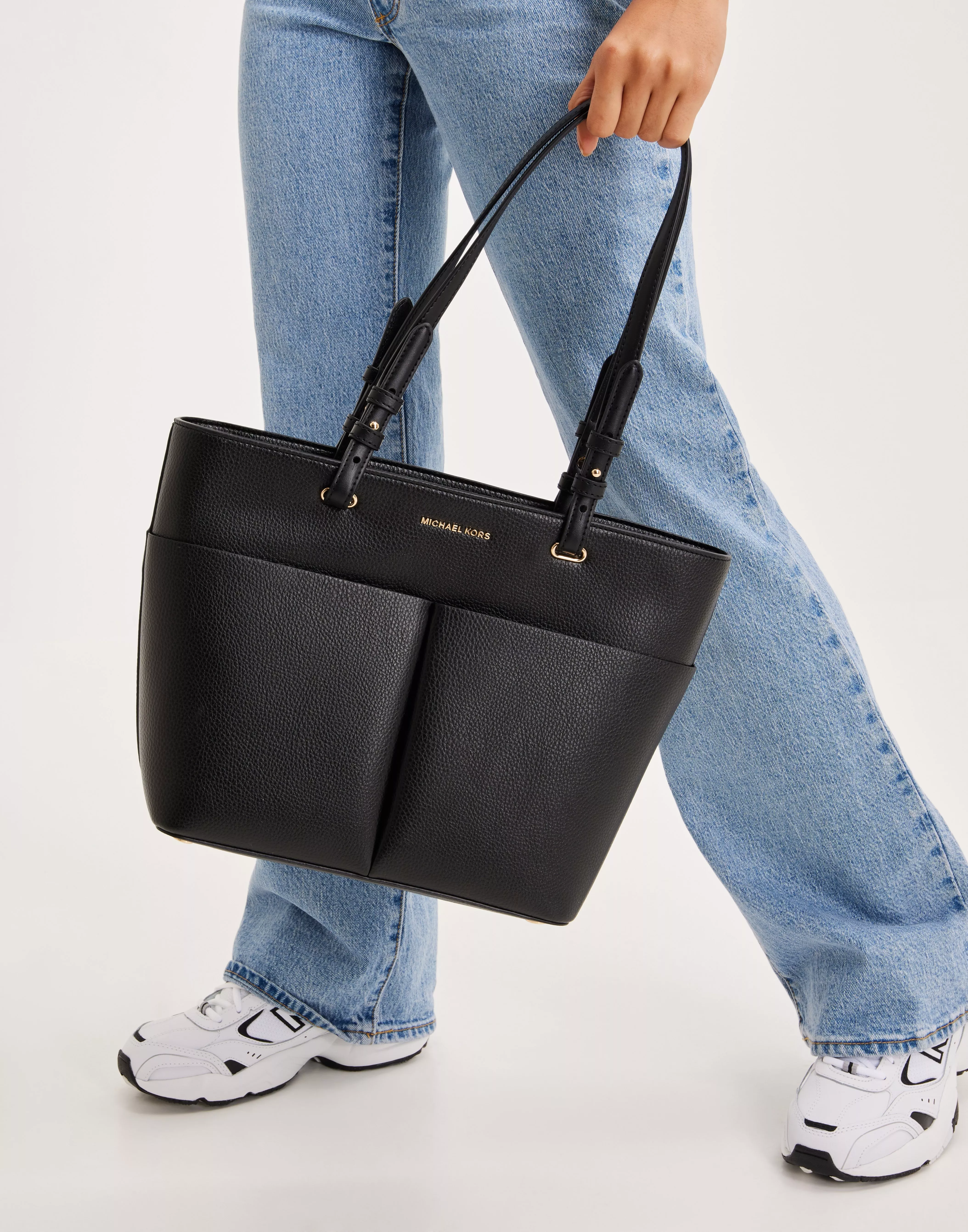 Michael kors tote with front pocket best sale