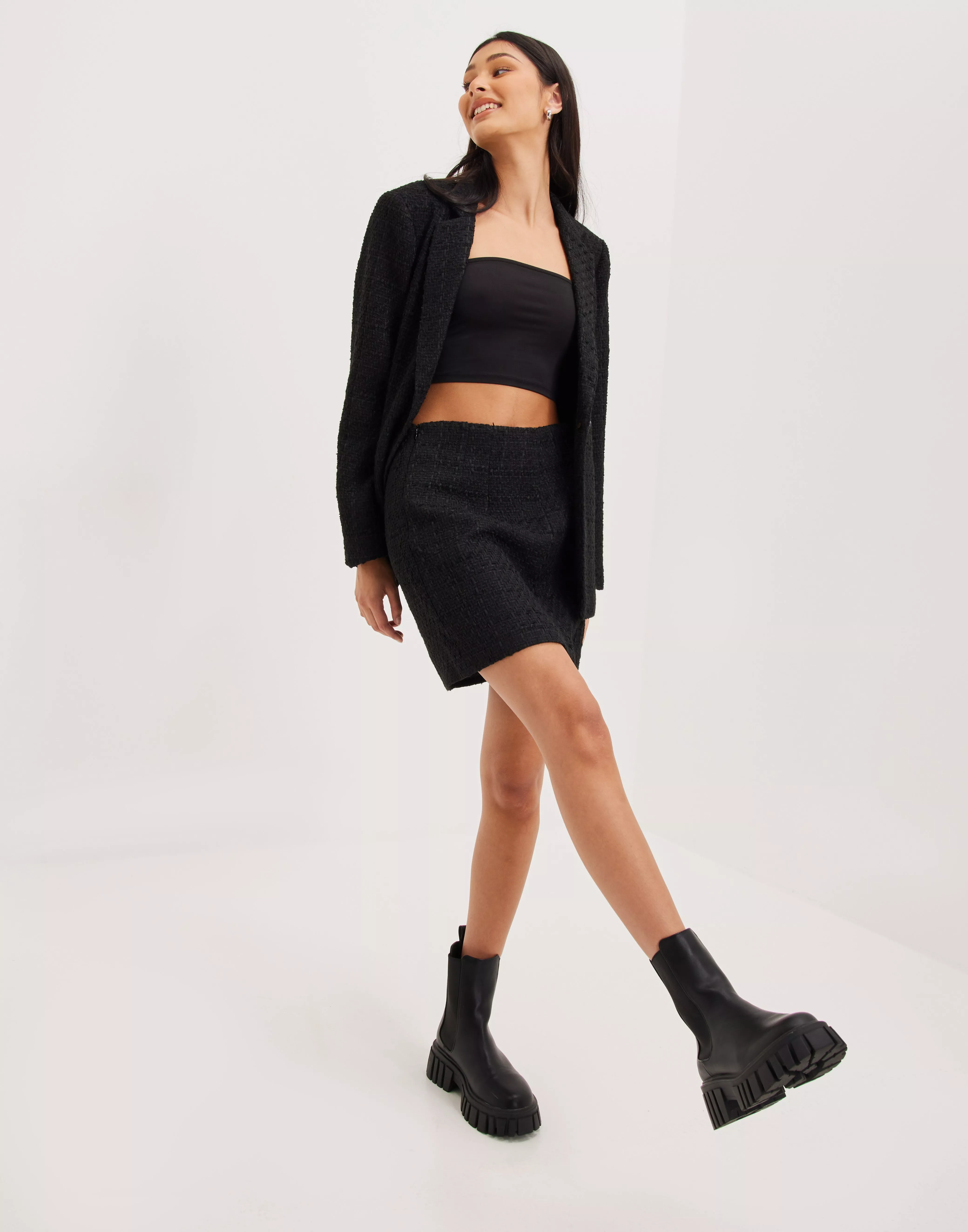 Neo Noir Boucle Skirt - Black |