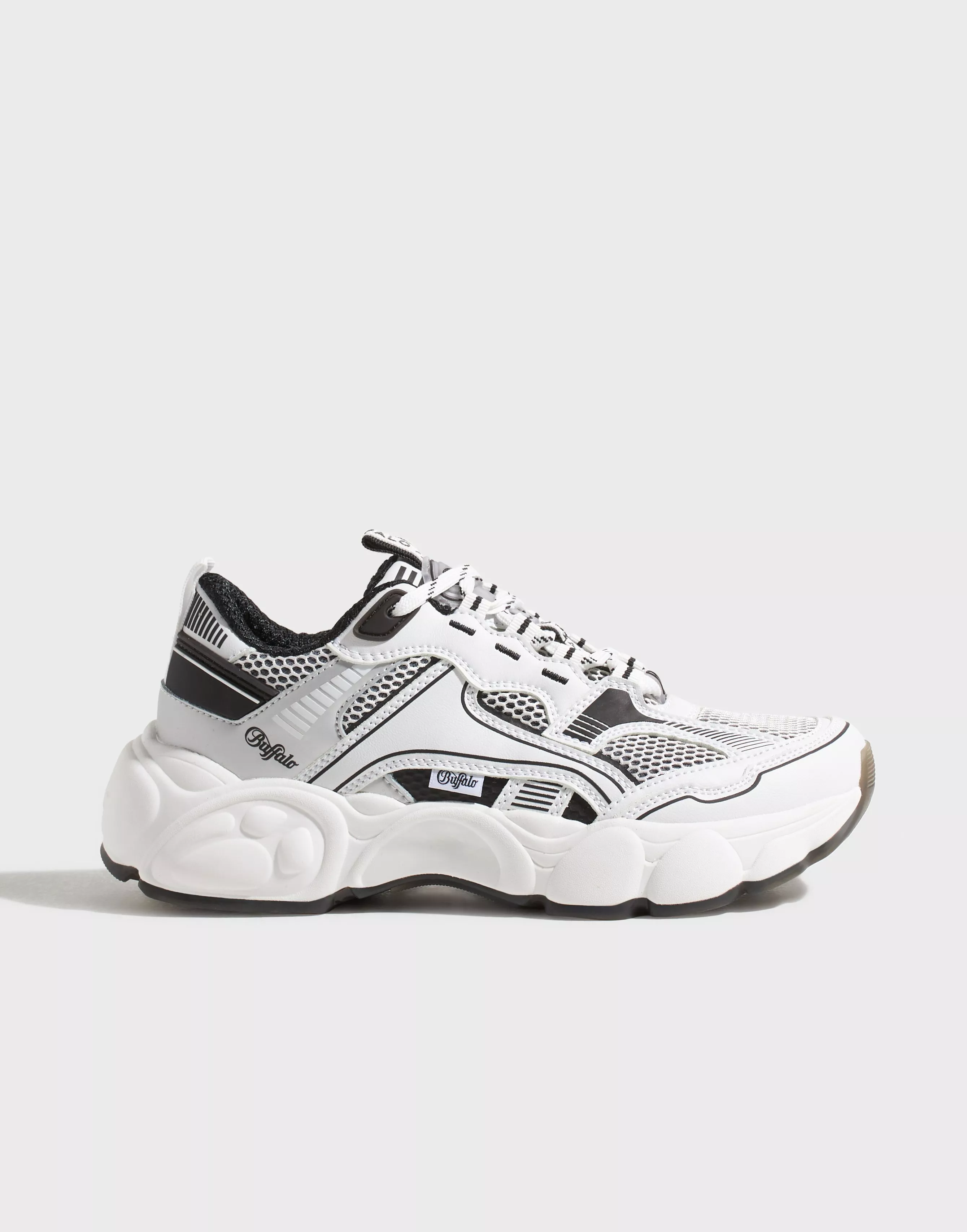 Buffalo CLD RUN JOG - SNEAKER LOW - VEGAN NAPPA/MESH - Black/White Nelly.com