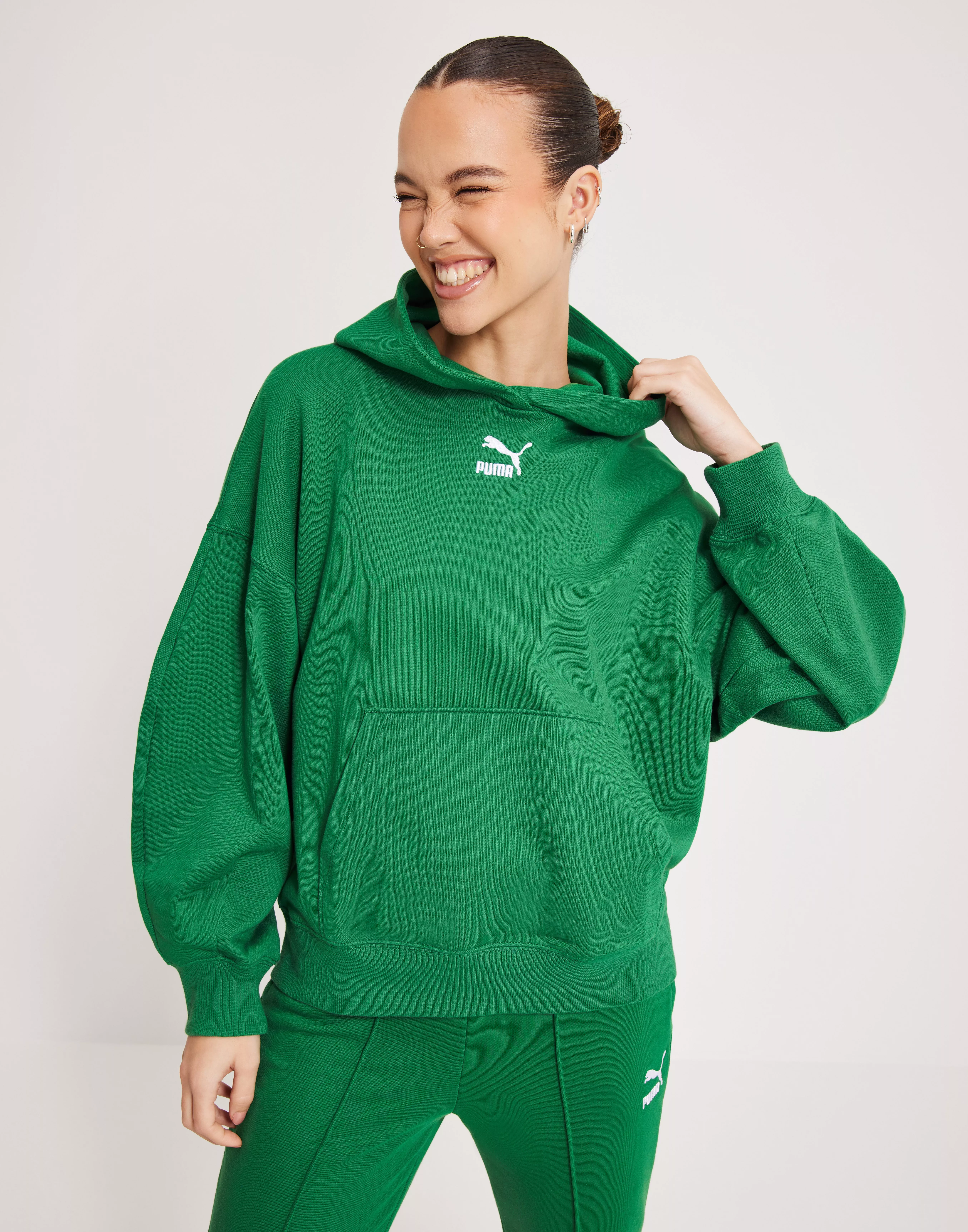 Green hotsell puma sweater