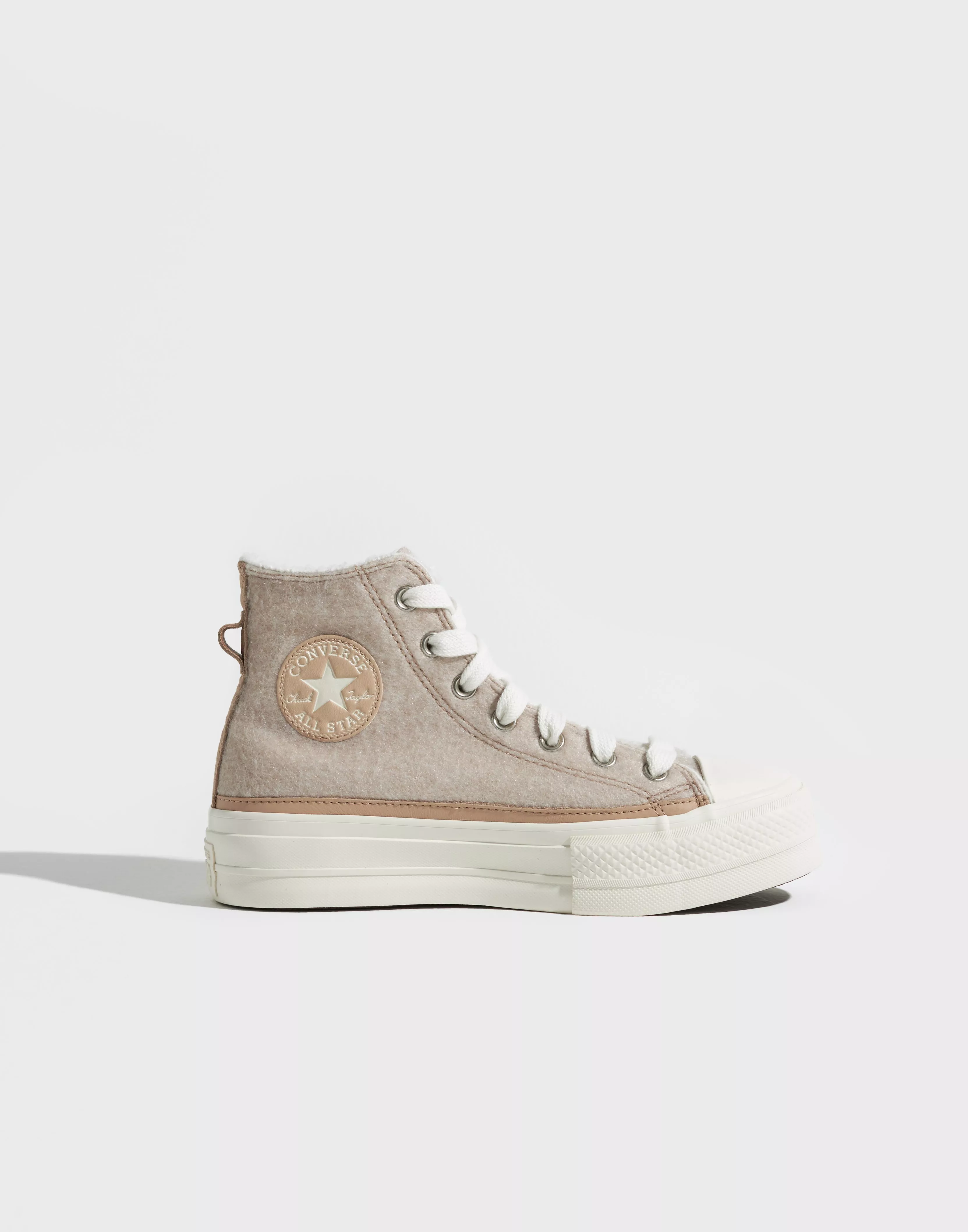 Converse beige plateforme new arrivals