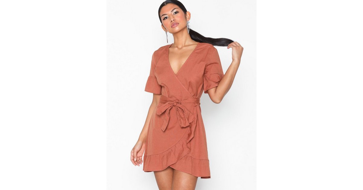 Mini frill sale dress nelly