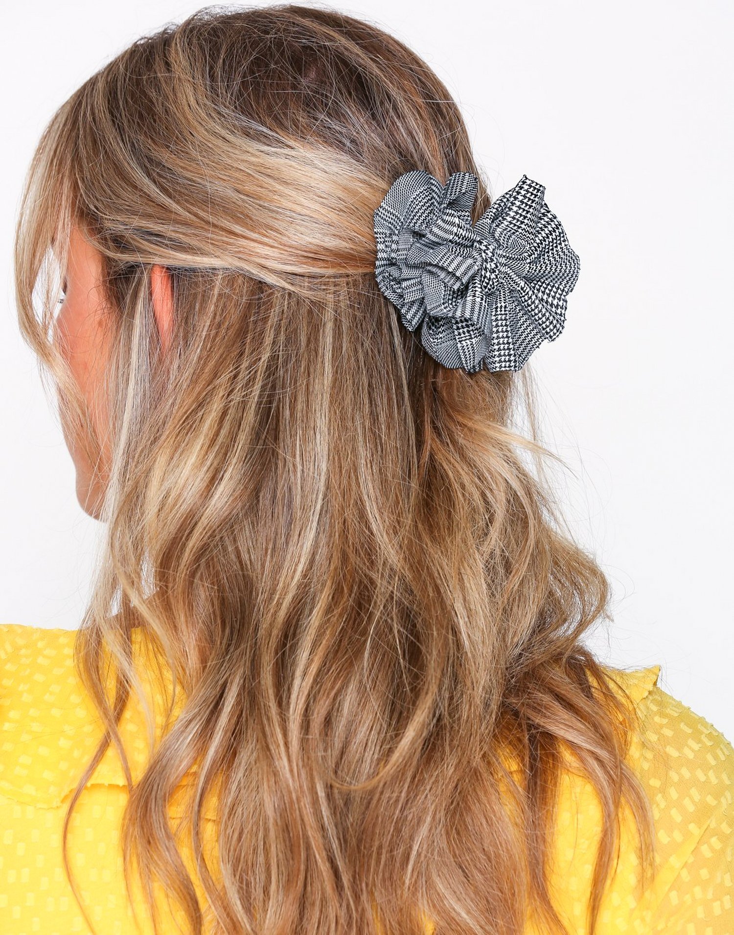 Nelly.com SE - Checked Hair Bow 58.00