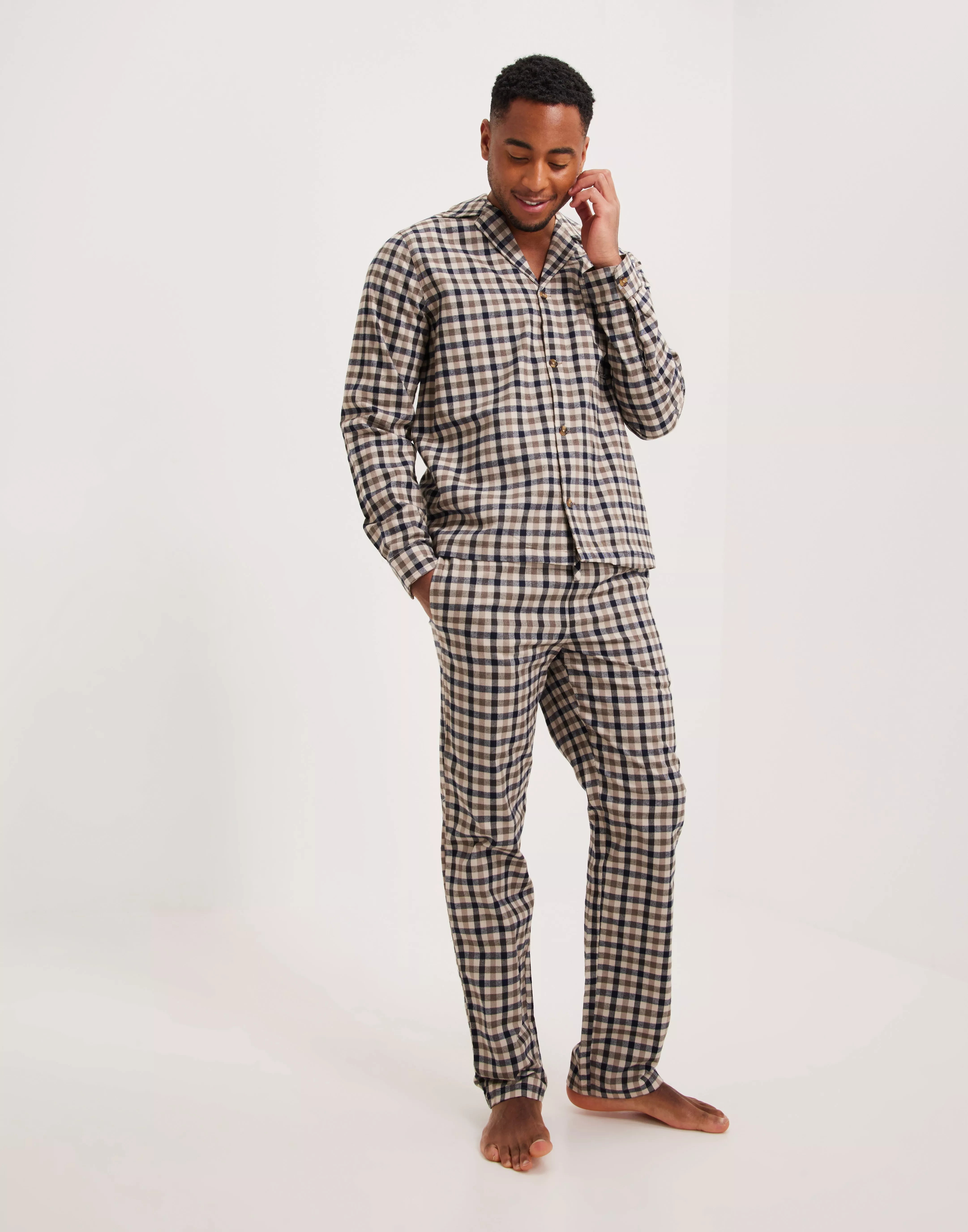 Flannel discount pyjama set