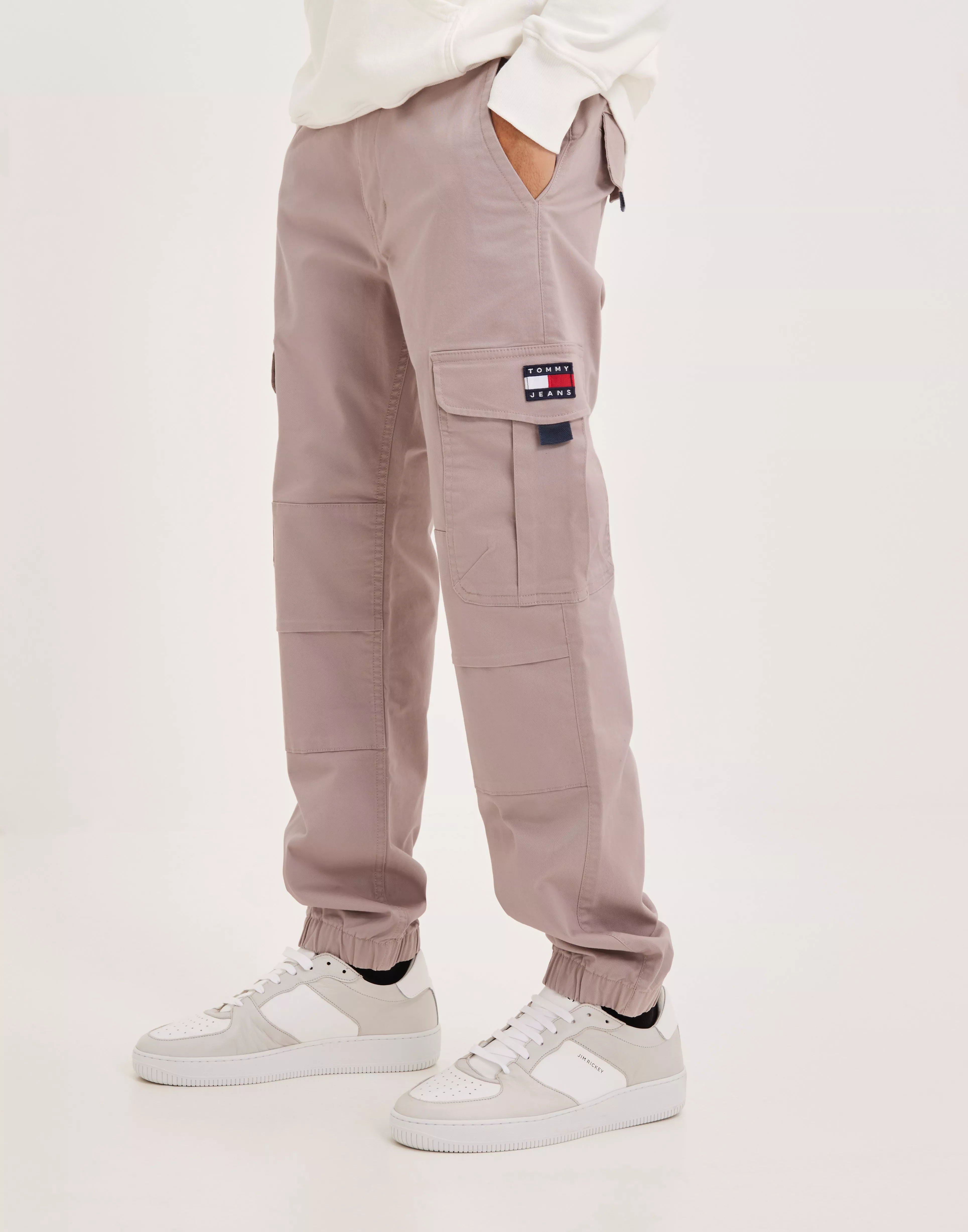 Tommy jeans hotsell cargo pants