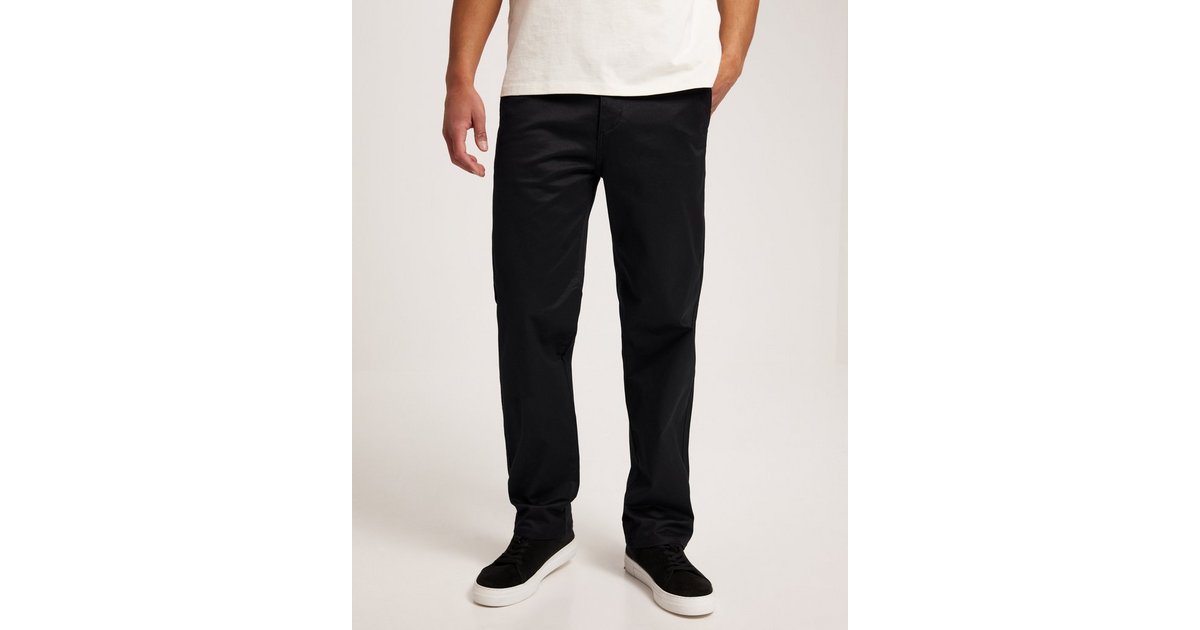 Buy Dockers T2 ORIG CHINO STRT OPP BEAUTIFUL BLACK - Black | NLYMAN