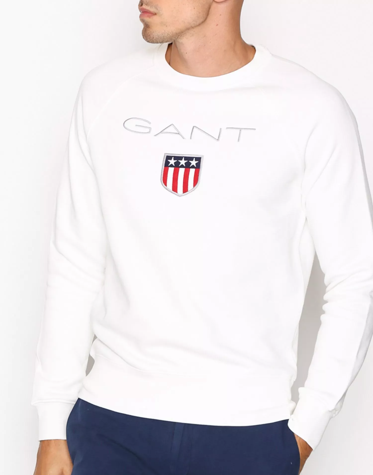 Gant shield cheap c neck