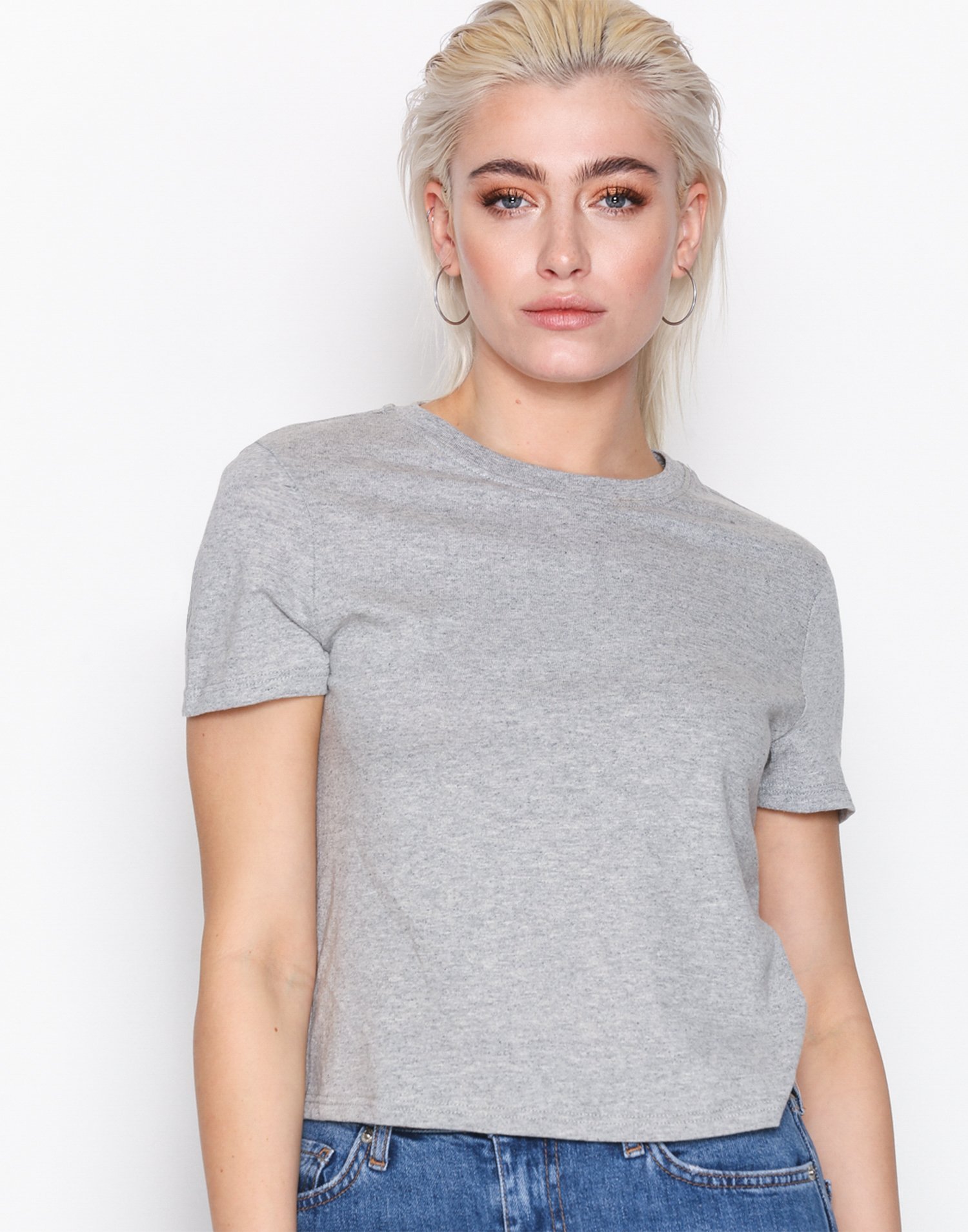 Nelly.com SE - Boxy Crop T-Shirt 55.00 (78.00)