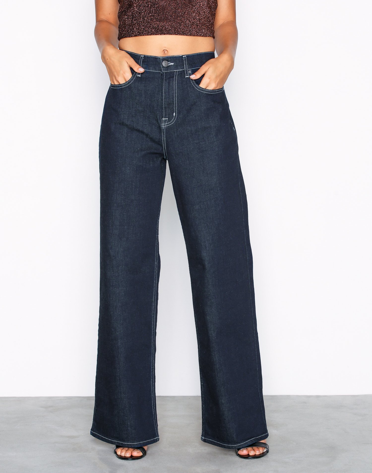 Nelly.com SE - Baggy Contrast Denim 498.00