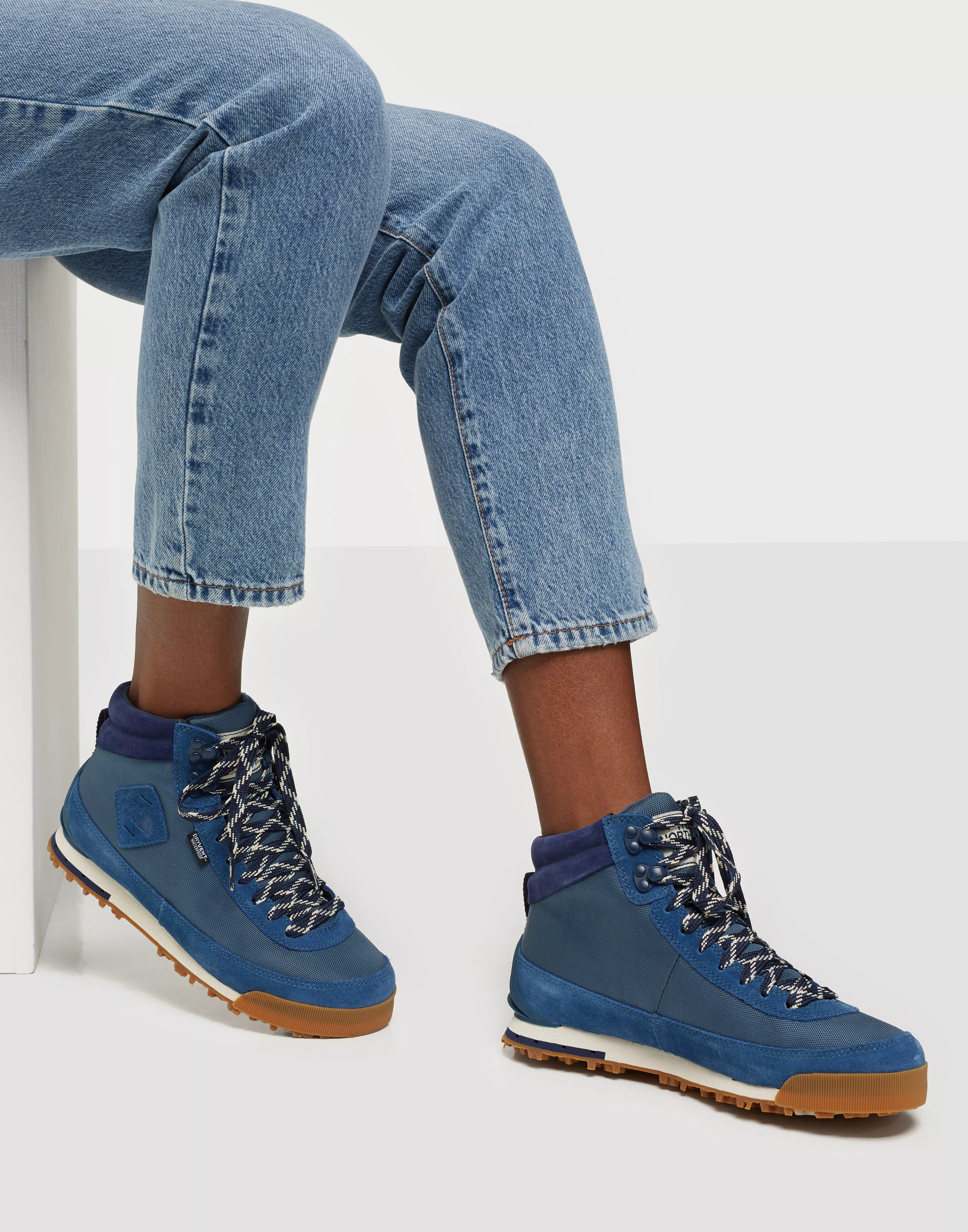 Buy The North Face W BACK TO BERKELEY BOOT II Blue Nelly