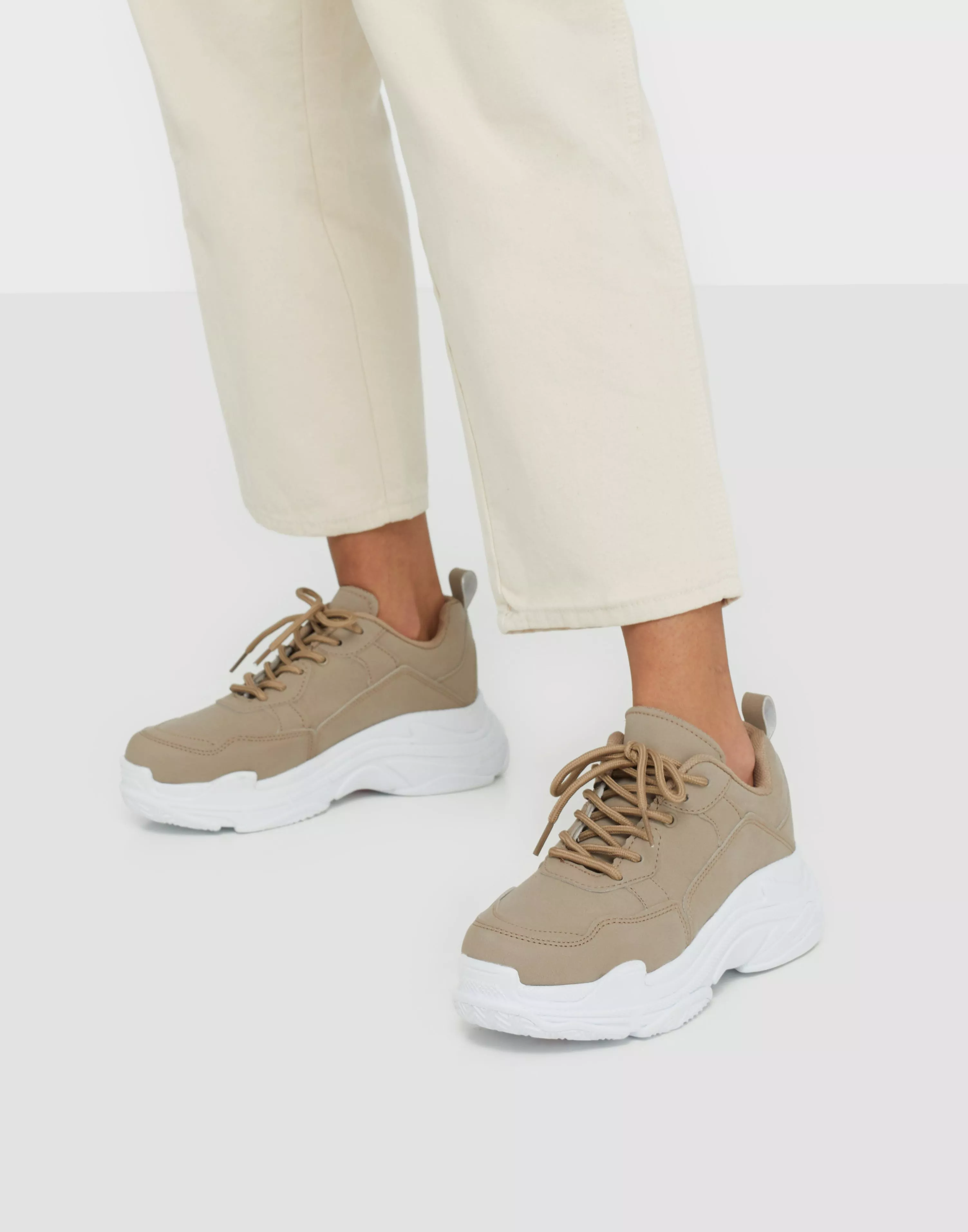 Nelly store chunky sneakers