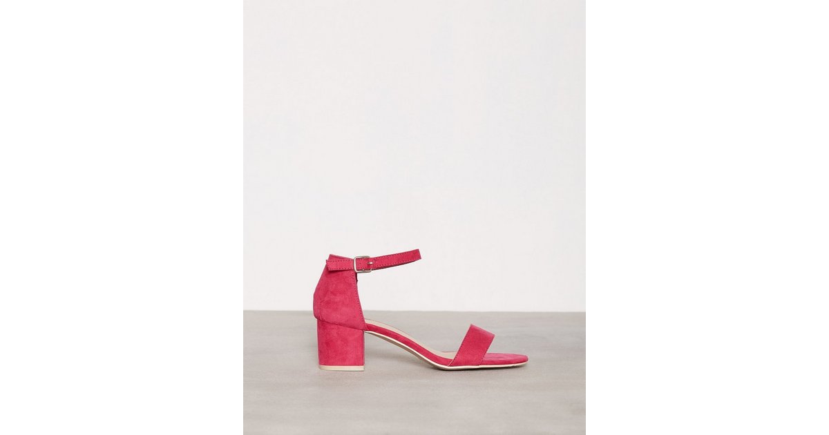 nly by nelly low block heel