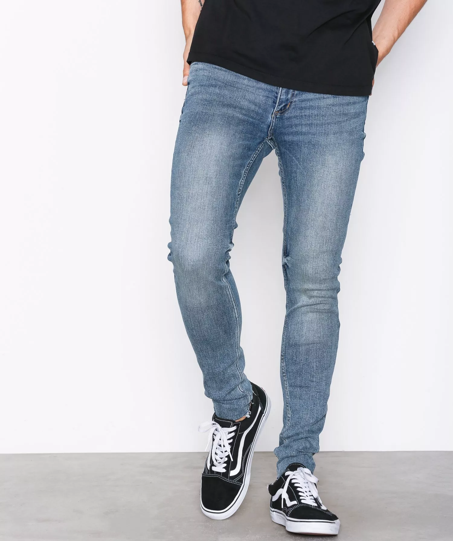 Cheap monday store jeans him spray