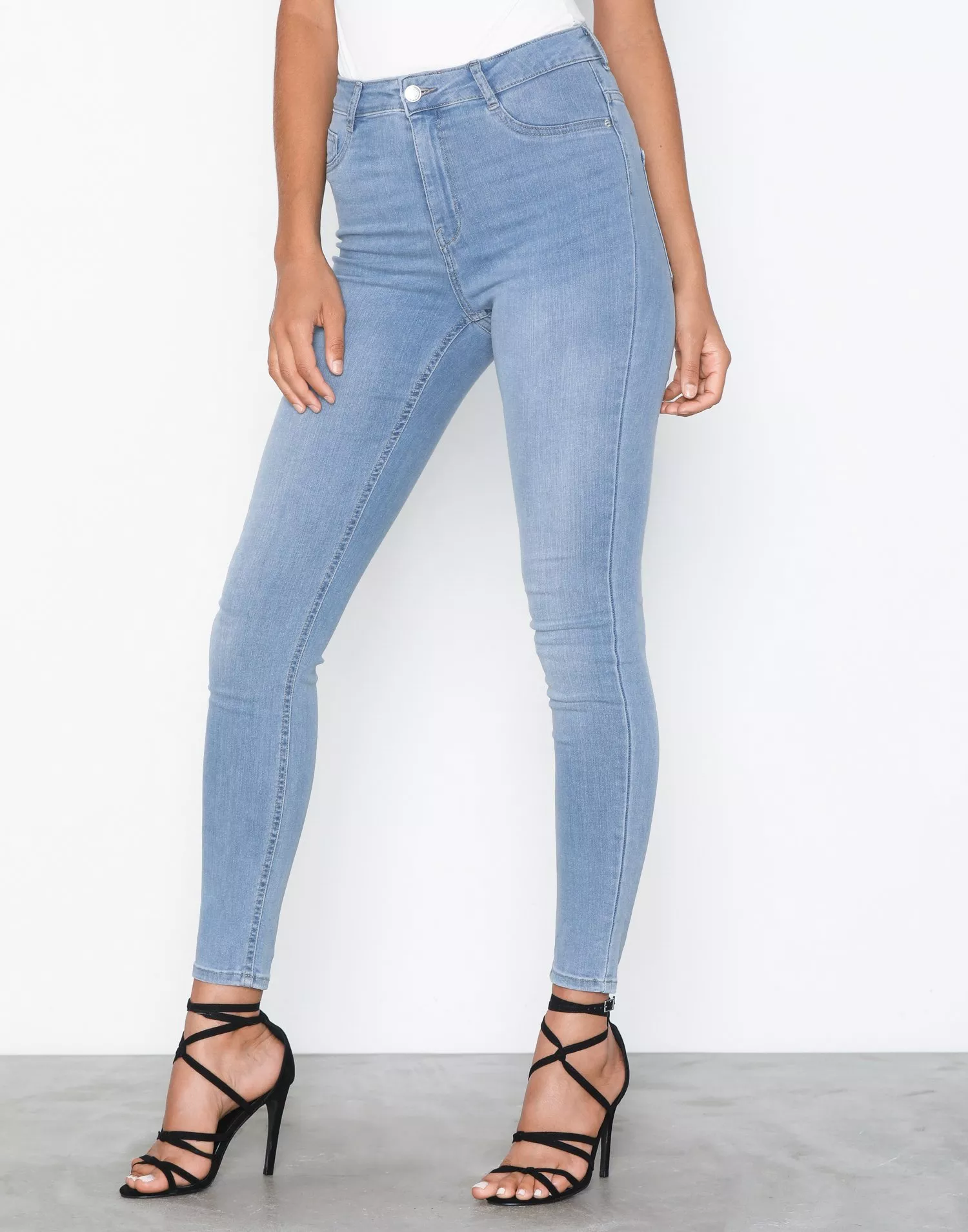 Buy Gina Molly Waist Jeans - Light Blue Nelly.com