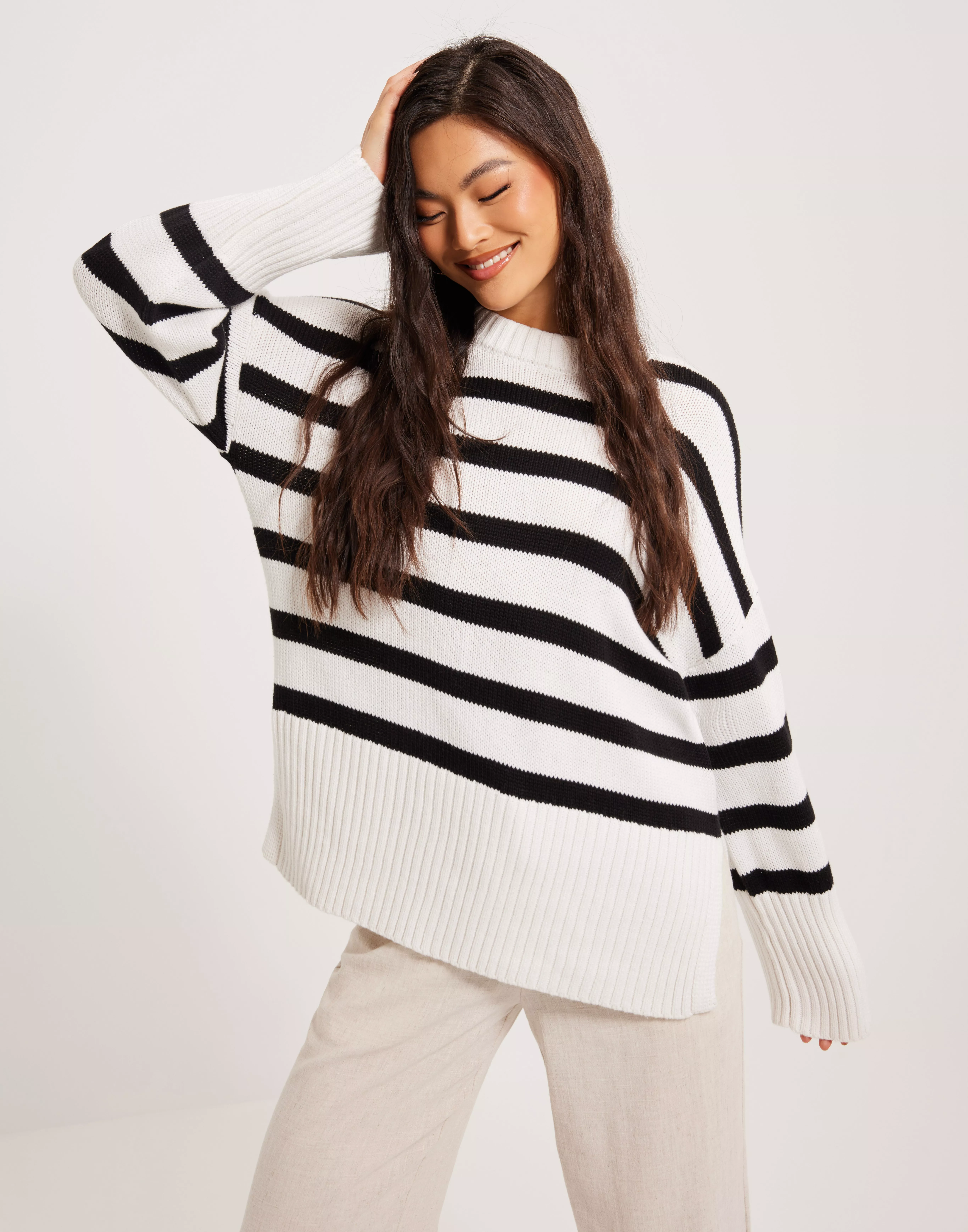 ortodoks gennemskueligt Machu Picchu Buy Gina Tricot Ohio knitted sweater - Black Stripe | Nelly.com