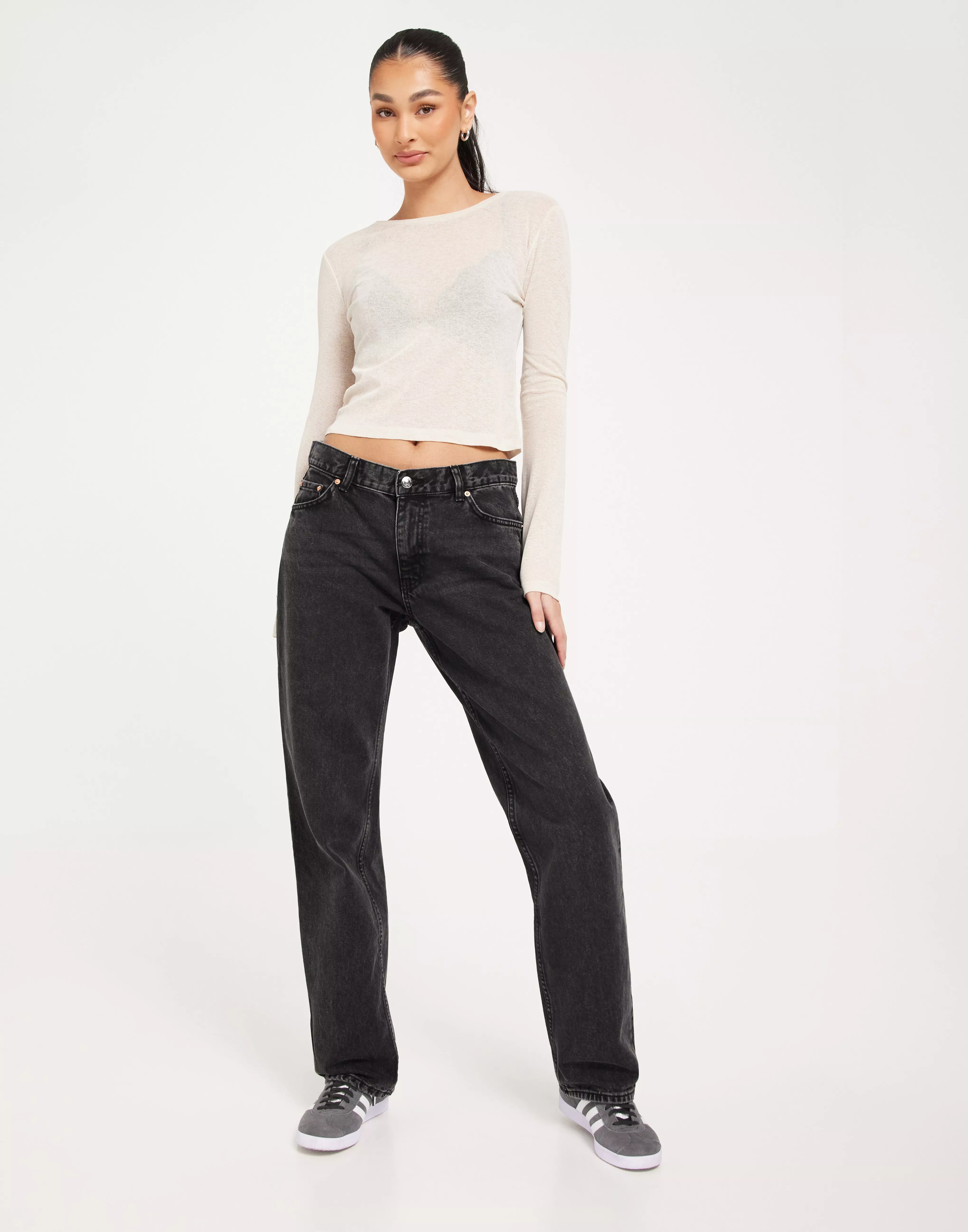 Coated wide jeans - Black - Women - Gina Tricot