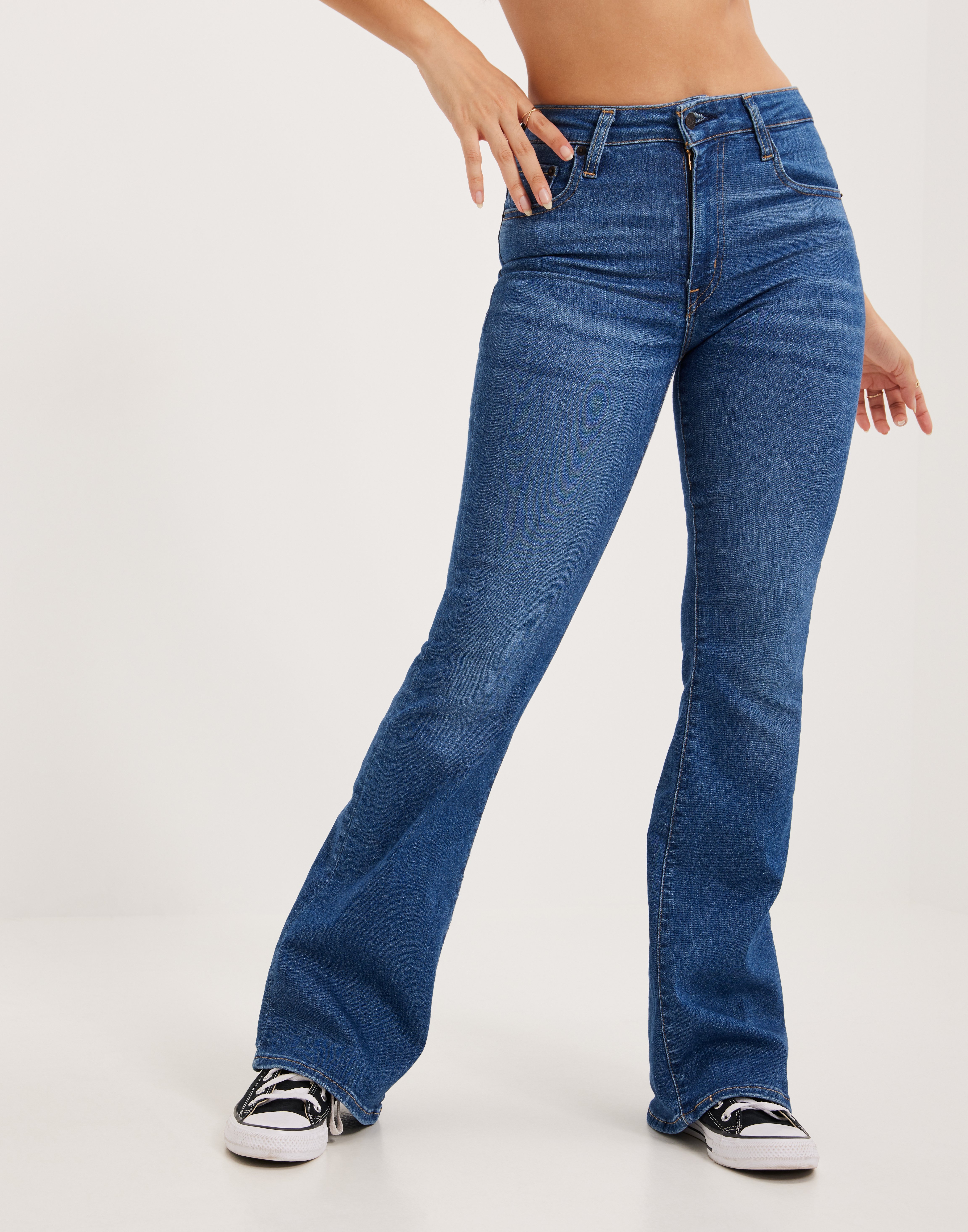 levi's bootcut 725