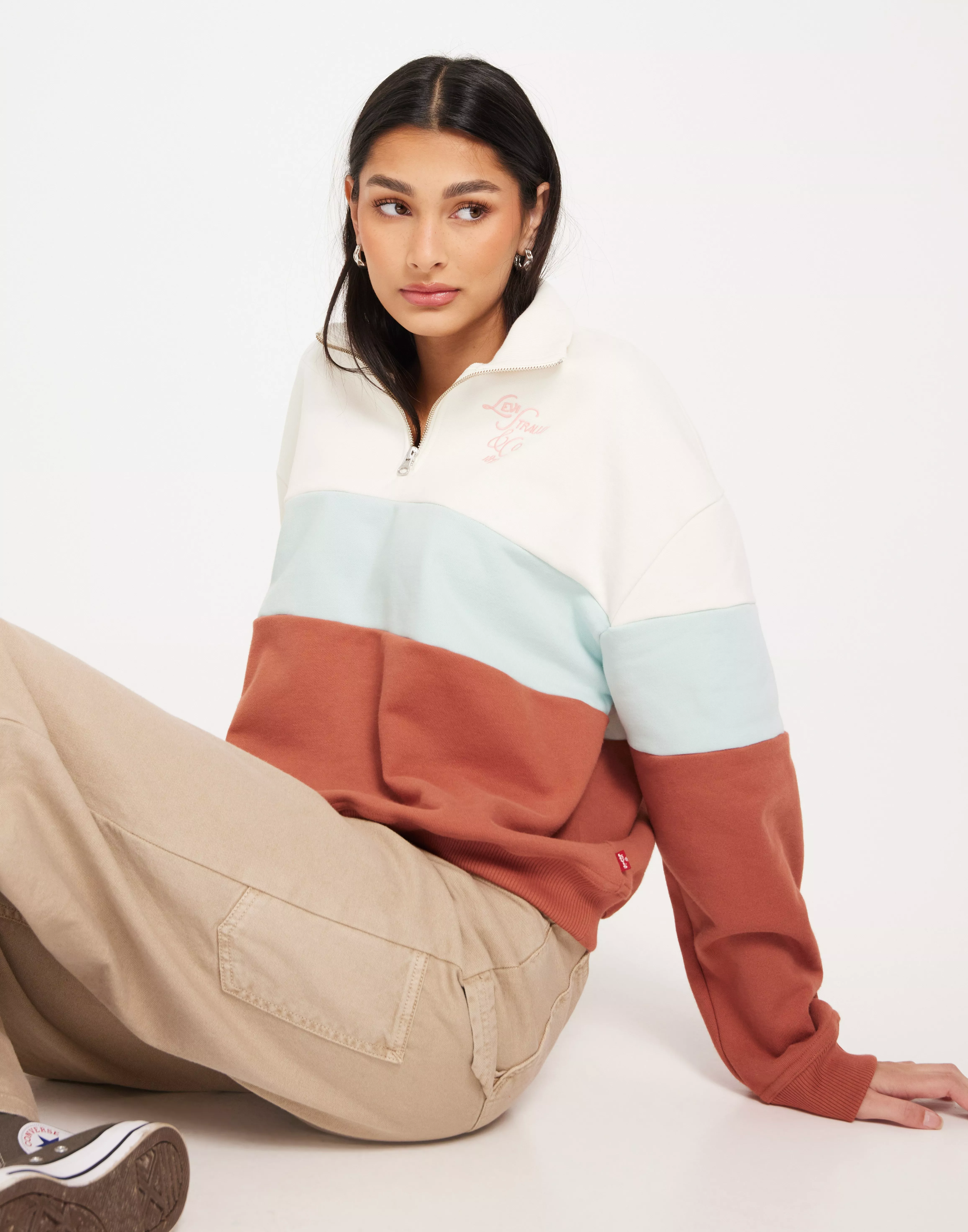 La hearts colorblocked store half zip sweatshirt