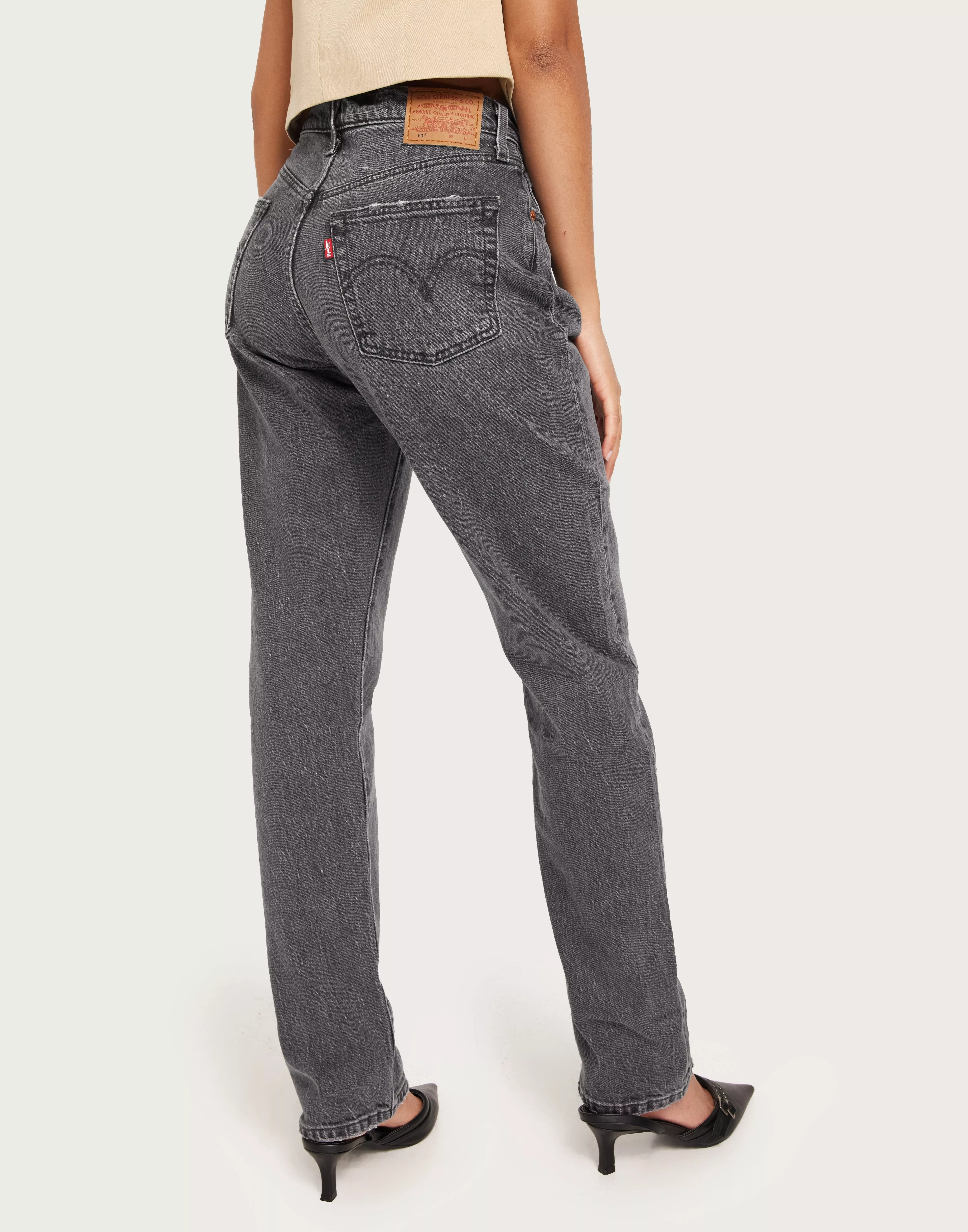 Levi grey hot sale jeans womens