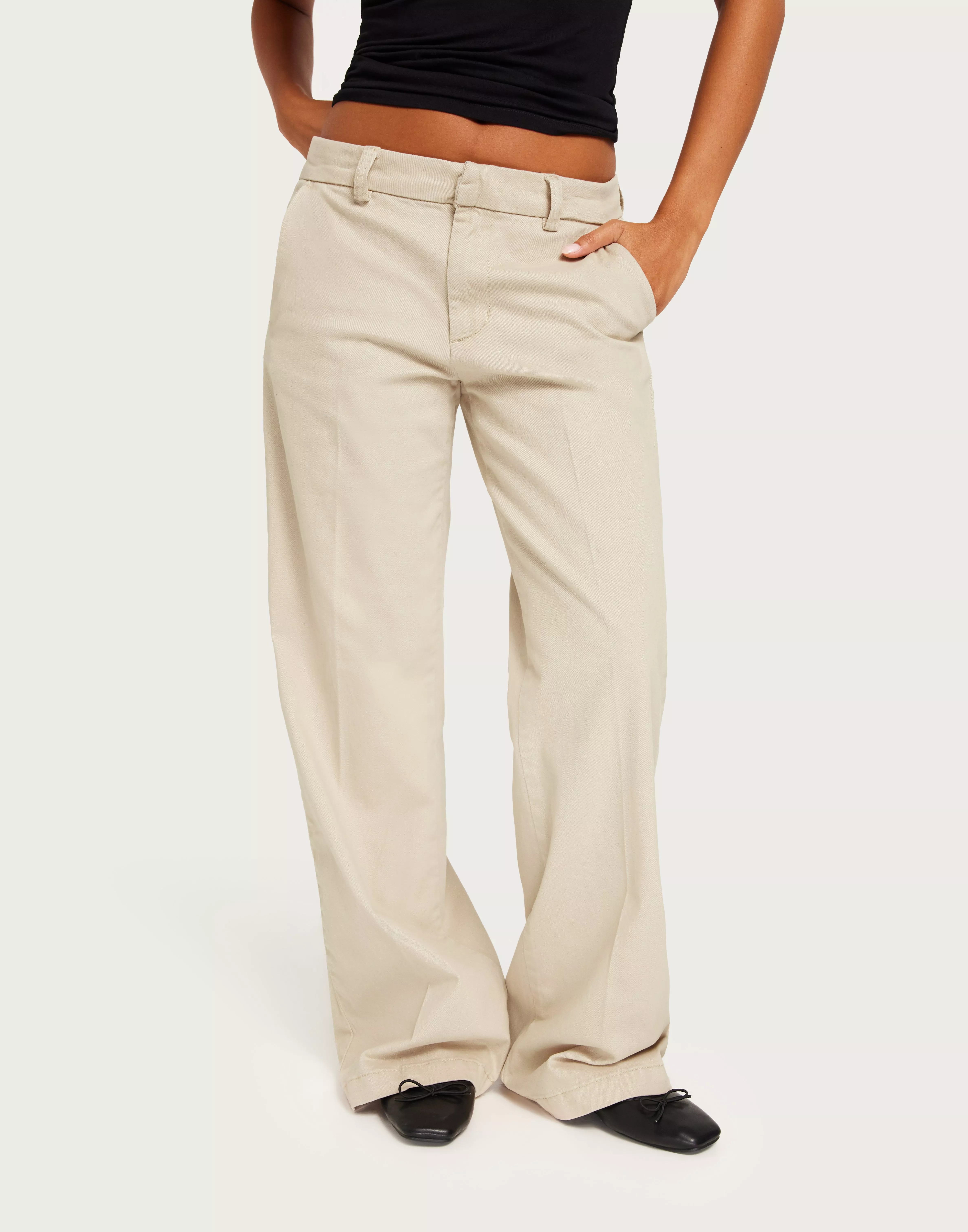 Basic sweatpants - Beige - Women - Gina Tricot