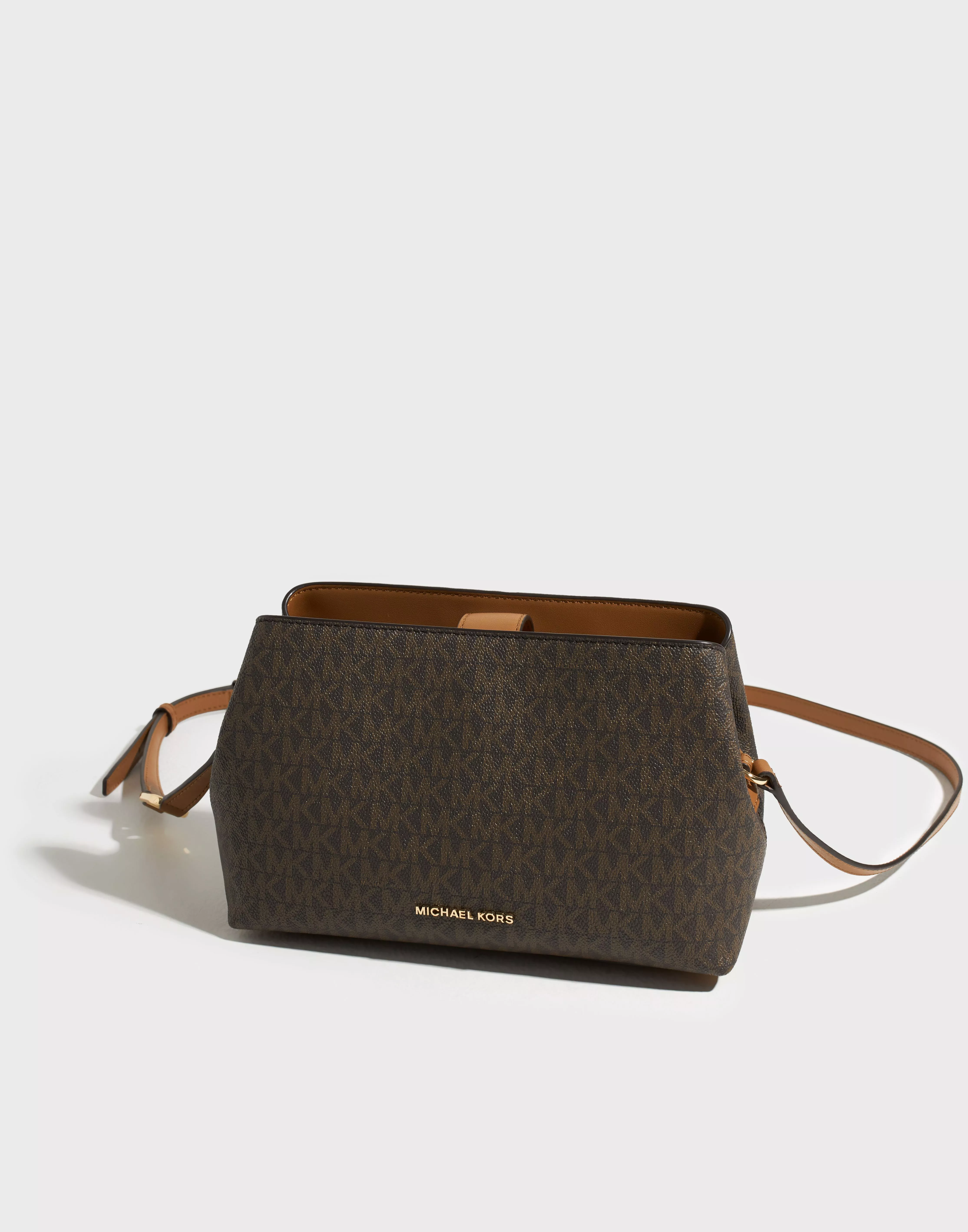 Michael kors medium on sale messenger